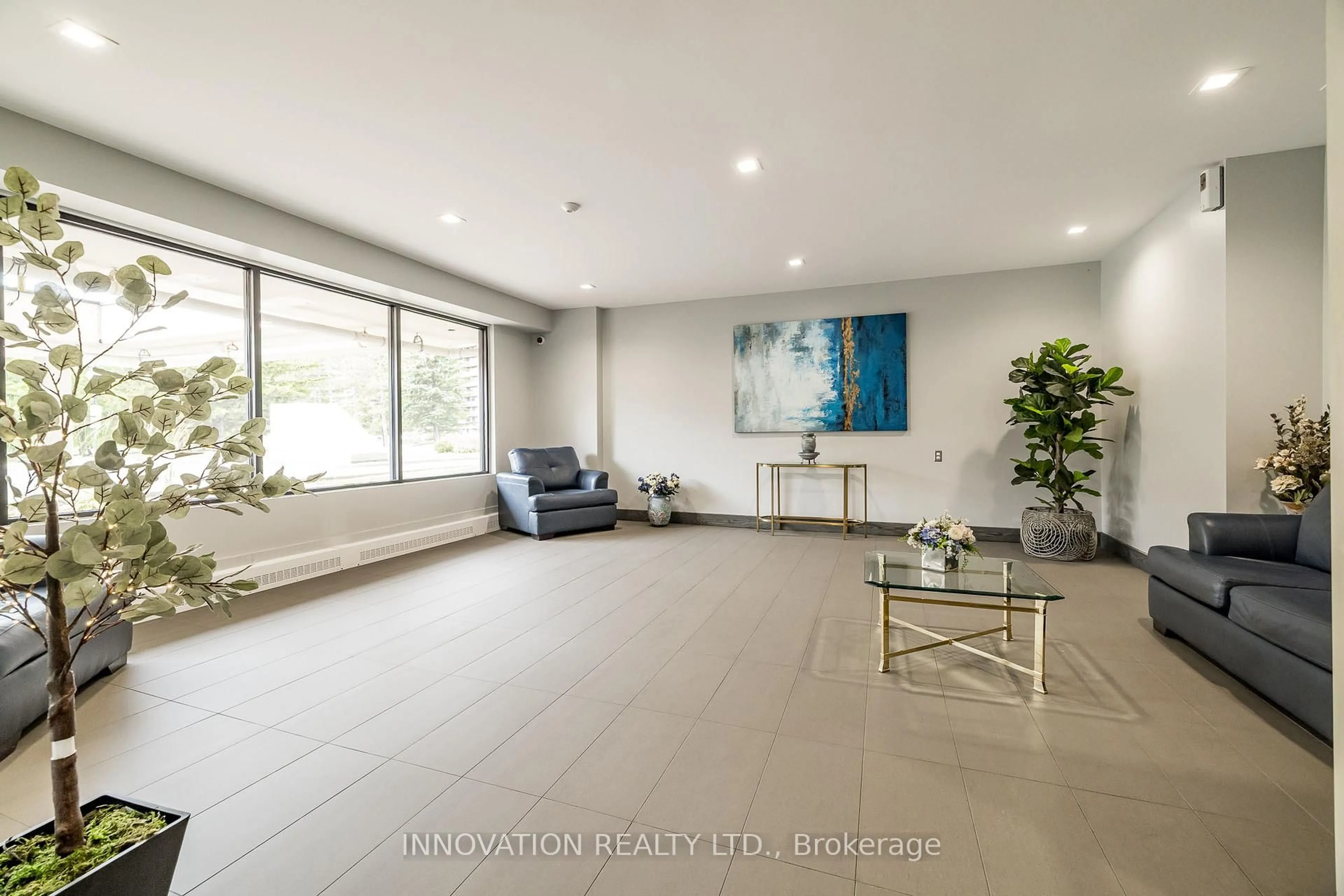 Unknown for 665 Bathgate Dr #307, Ottawa Ontario K1K 3Y4