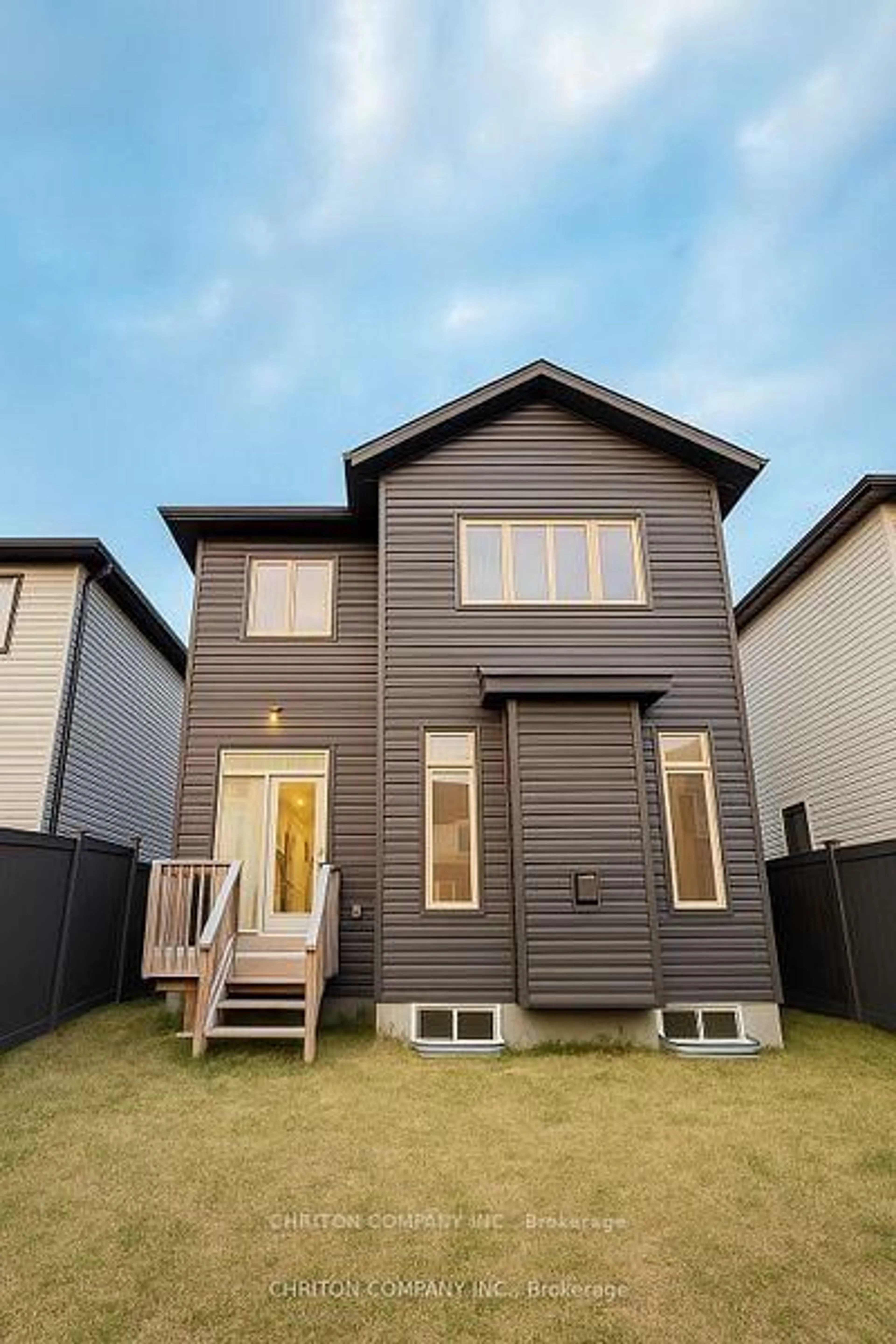 Home with vinyl exterior material, unknown for 941 BECKTON Hts, Ottawa Ontario K2S 2X5