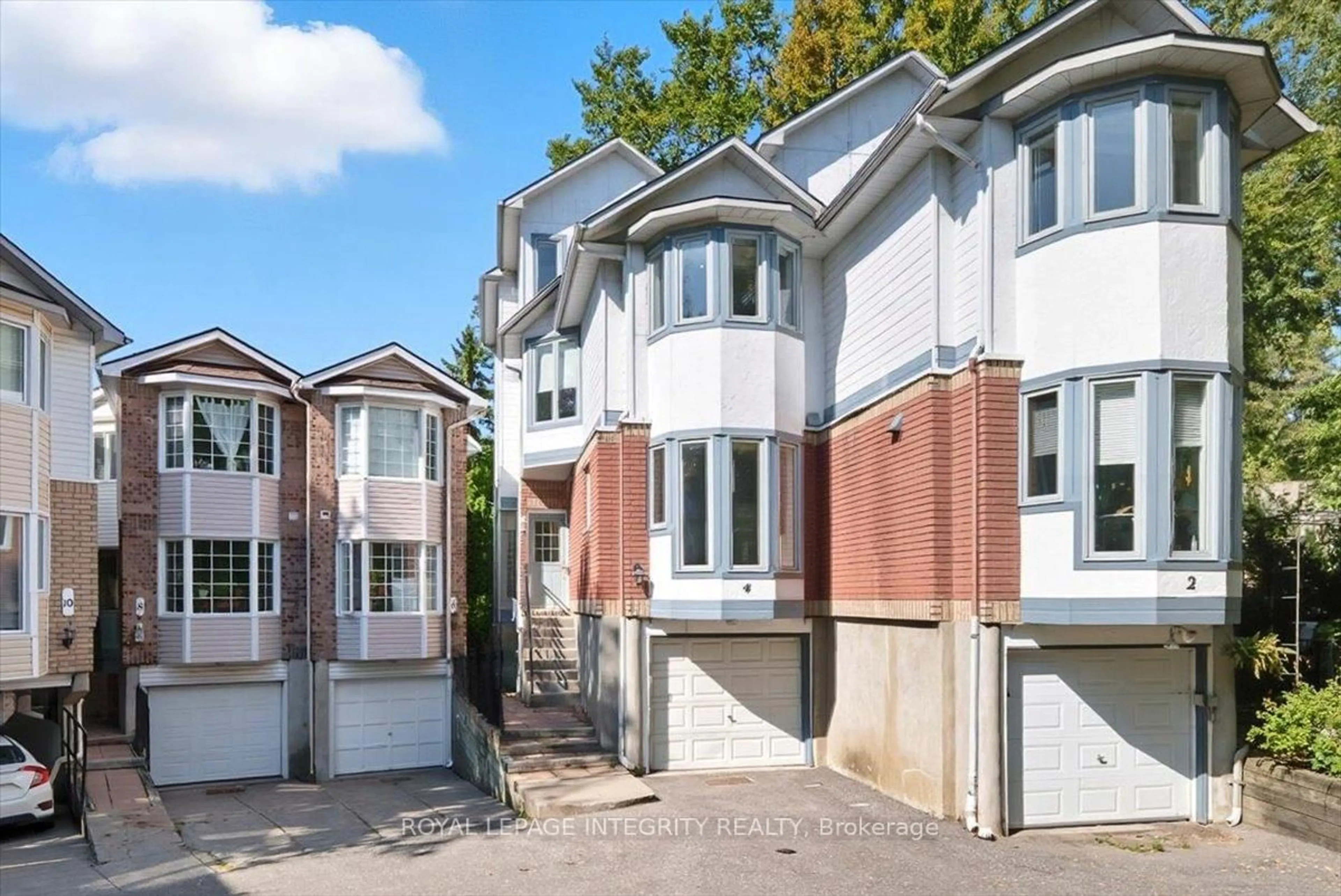 A pic from outside/outdoor area/front of a property/back of a property/a pic from drone, street for 2949 Richmond Rd #4, Ottawa Ontario K2B 6S6