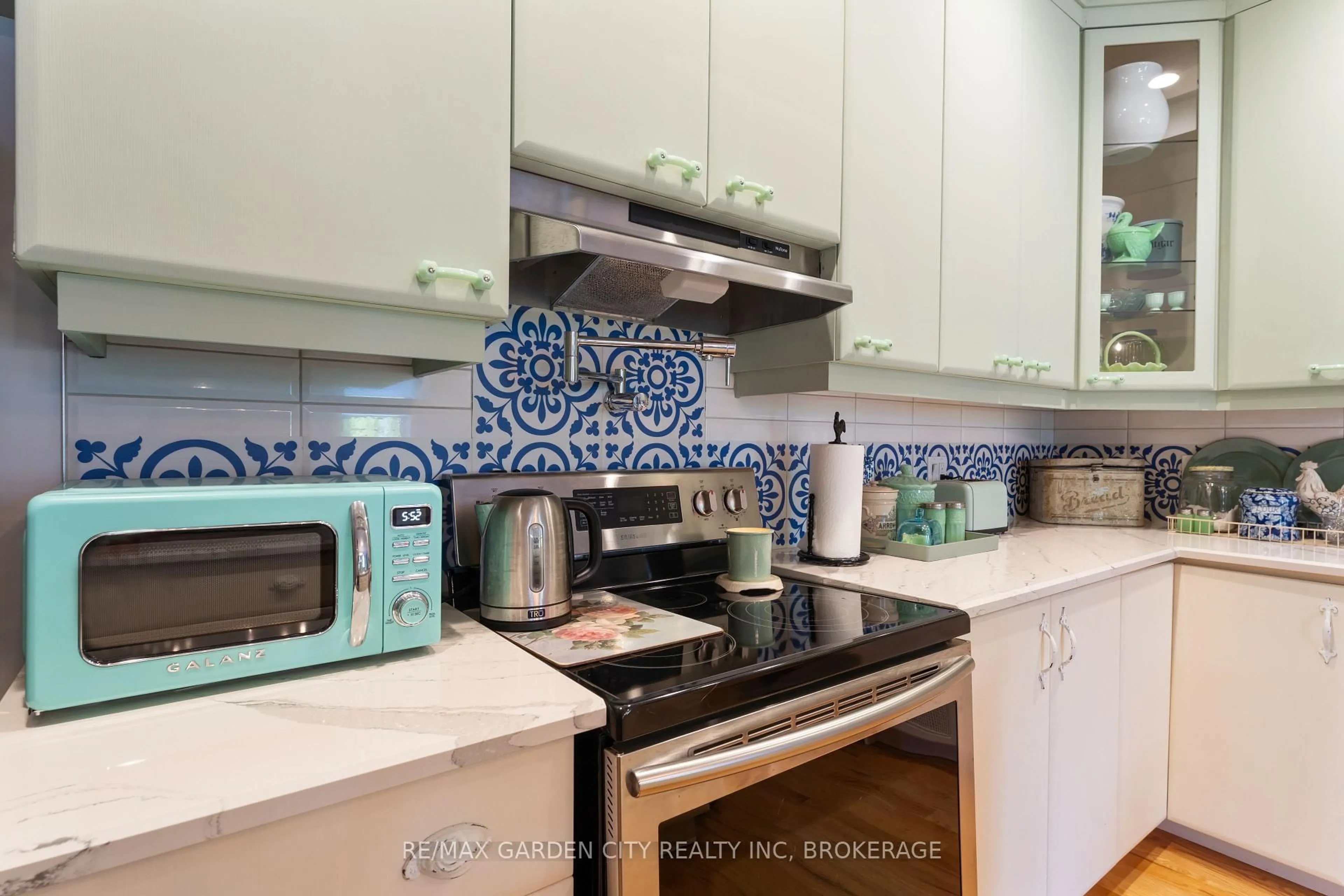 Unknown for 3710 MAIN St #201, Niagara Falls Ontario L2G 6B1