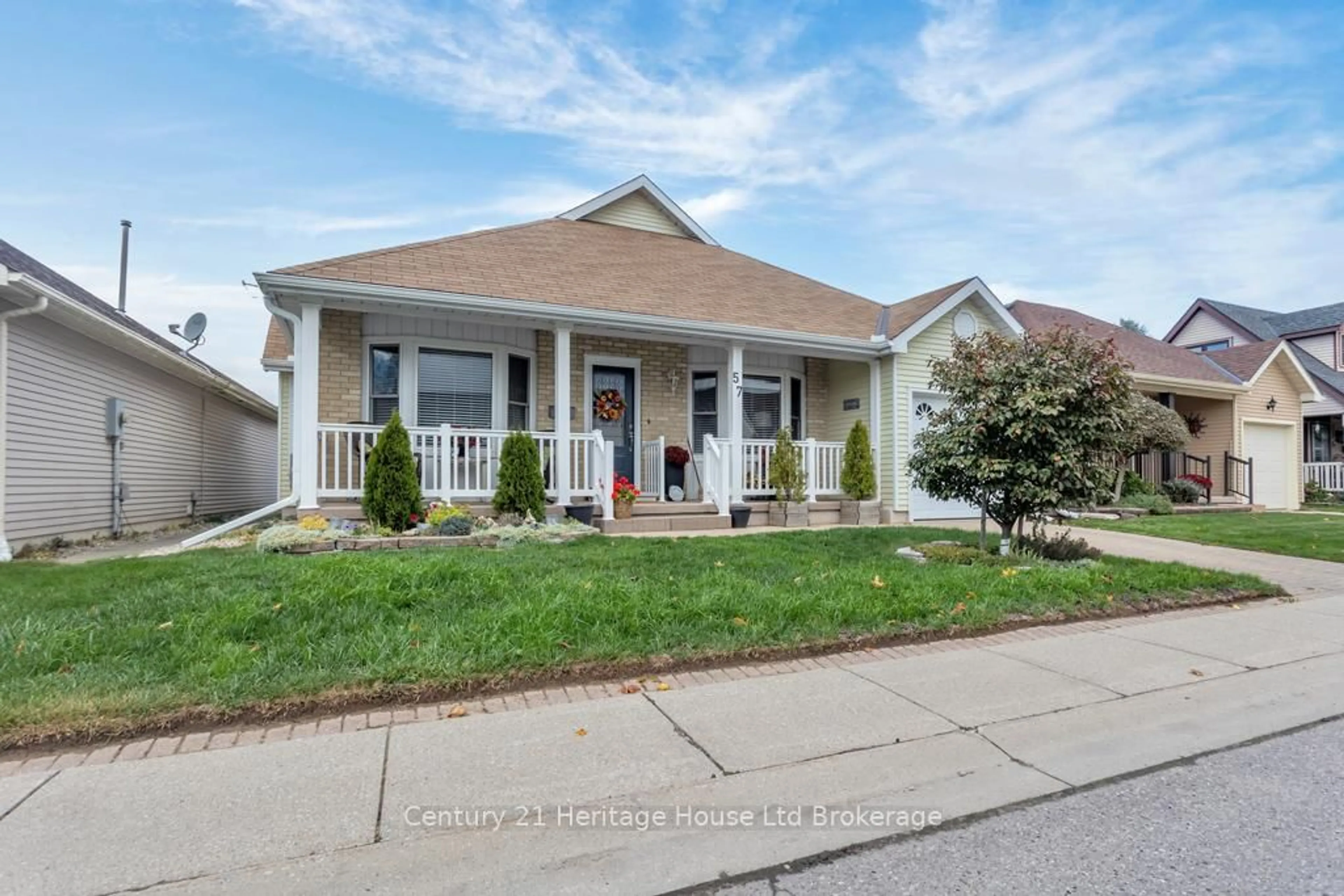Home with vinyl exterior material, street for 57 Edwin Cres, Tillsonburg Ontario N4G 5H6