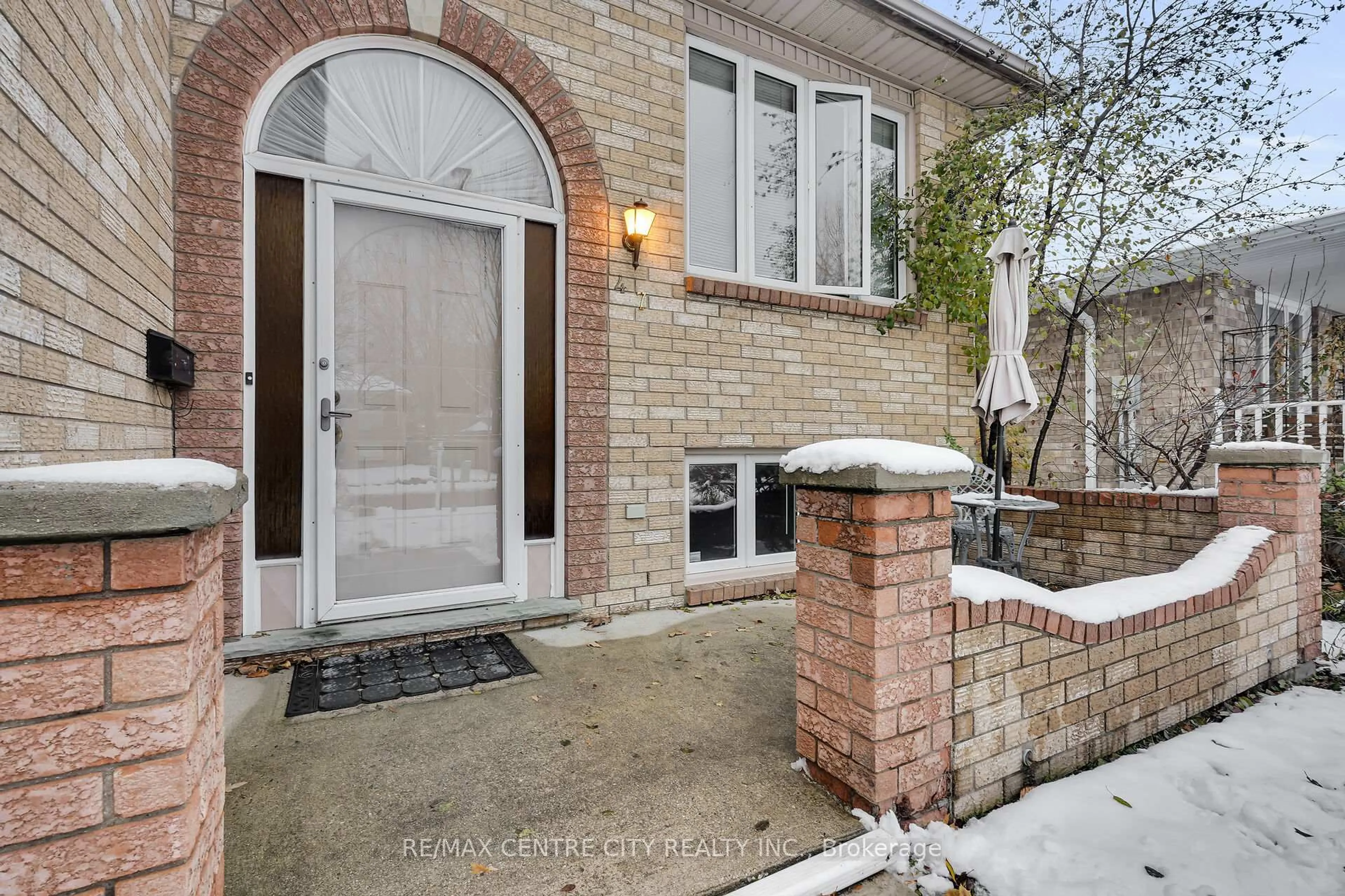 Home with brick exterior material, street for 47 Stonehenge Rd, London East Ontario N5V 4M6