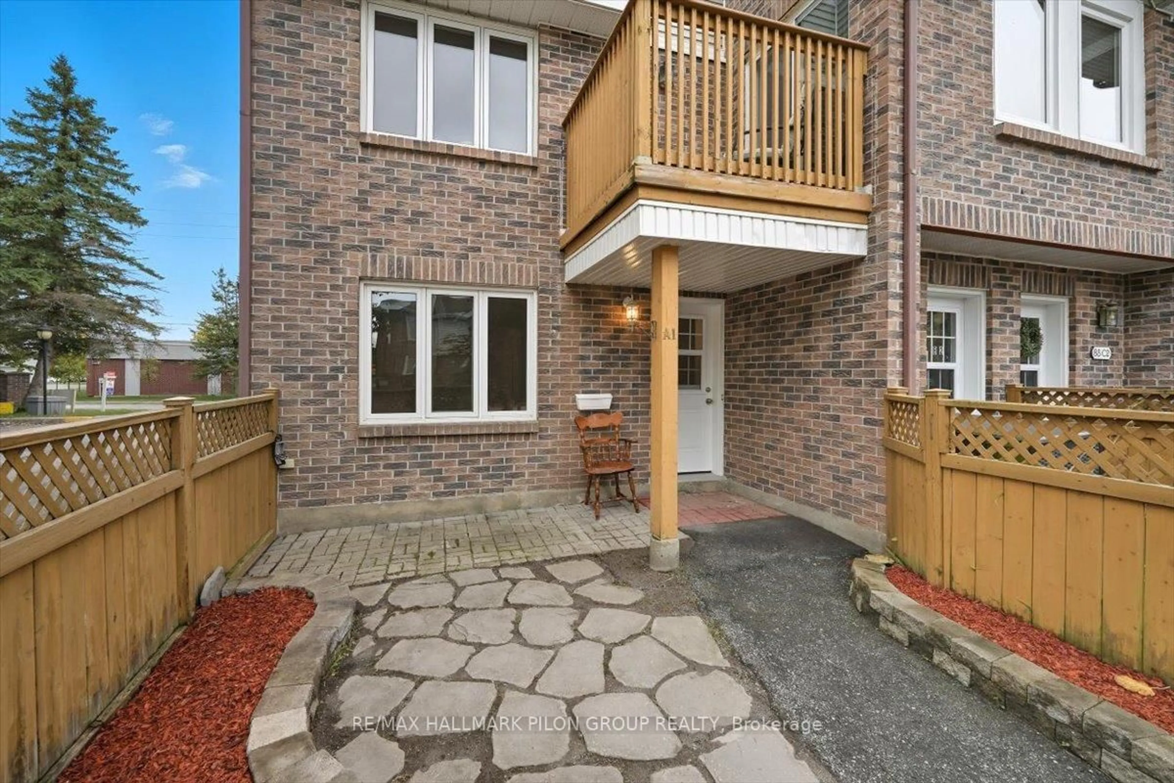 Patio, street for 85 Findlay Ave #A, Carleton Place Ontario K7C 4G7