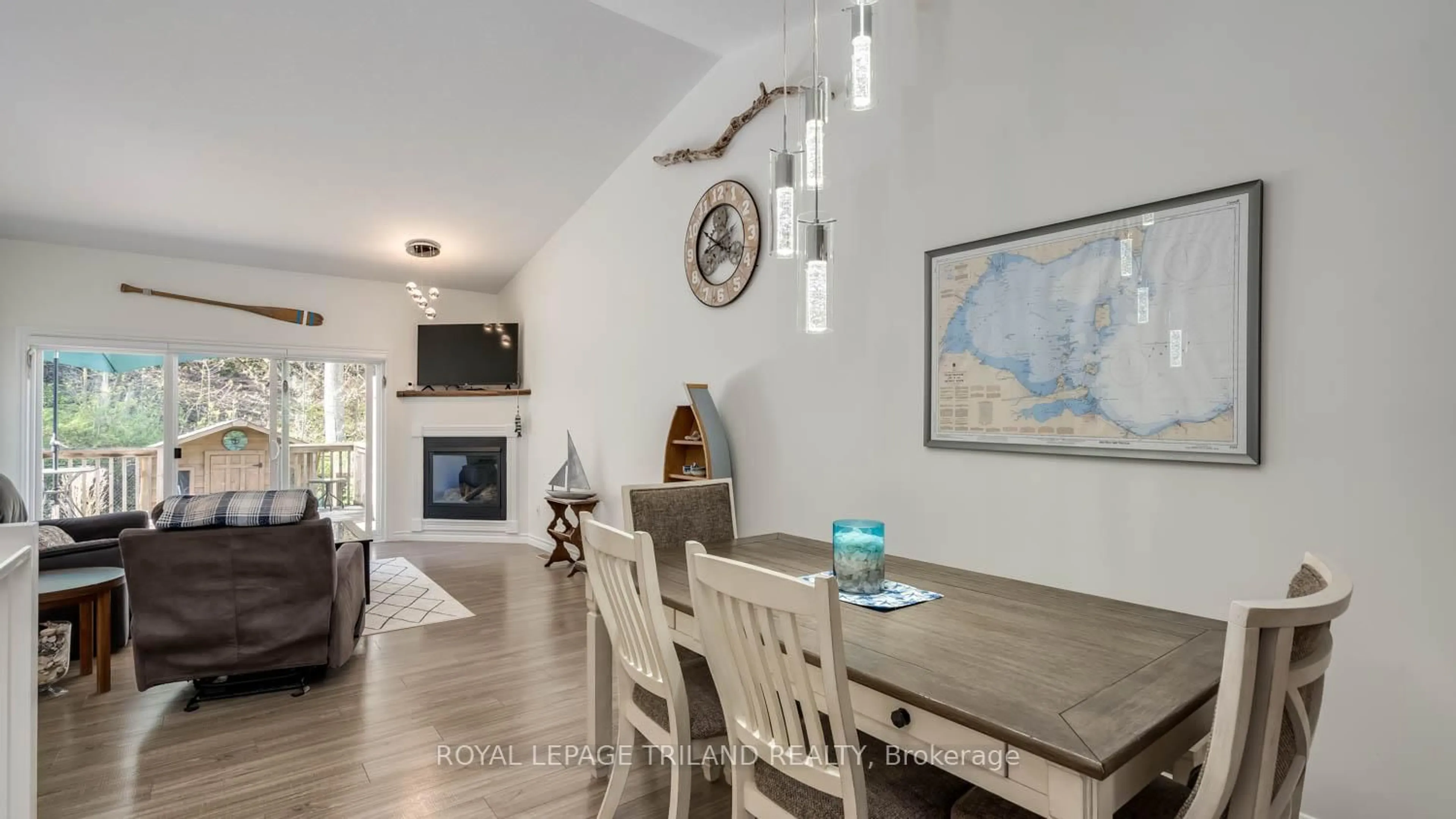 Dining room, unknown for 374 George St, Central Elgin Ontario N5L 1G4