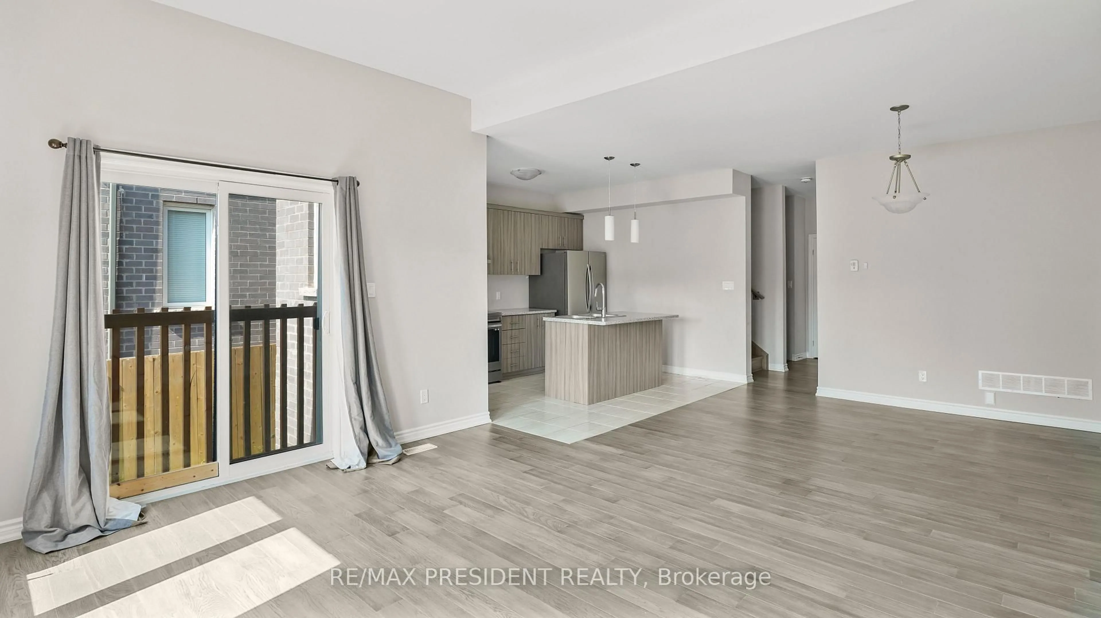 Open concept kitchen, unknown for 28 Mclaughlin St, Welland Ontario L3B 0J8