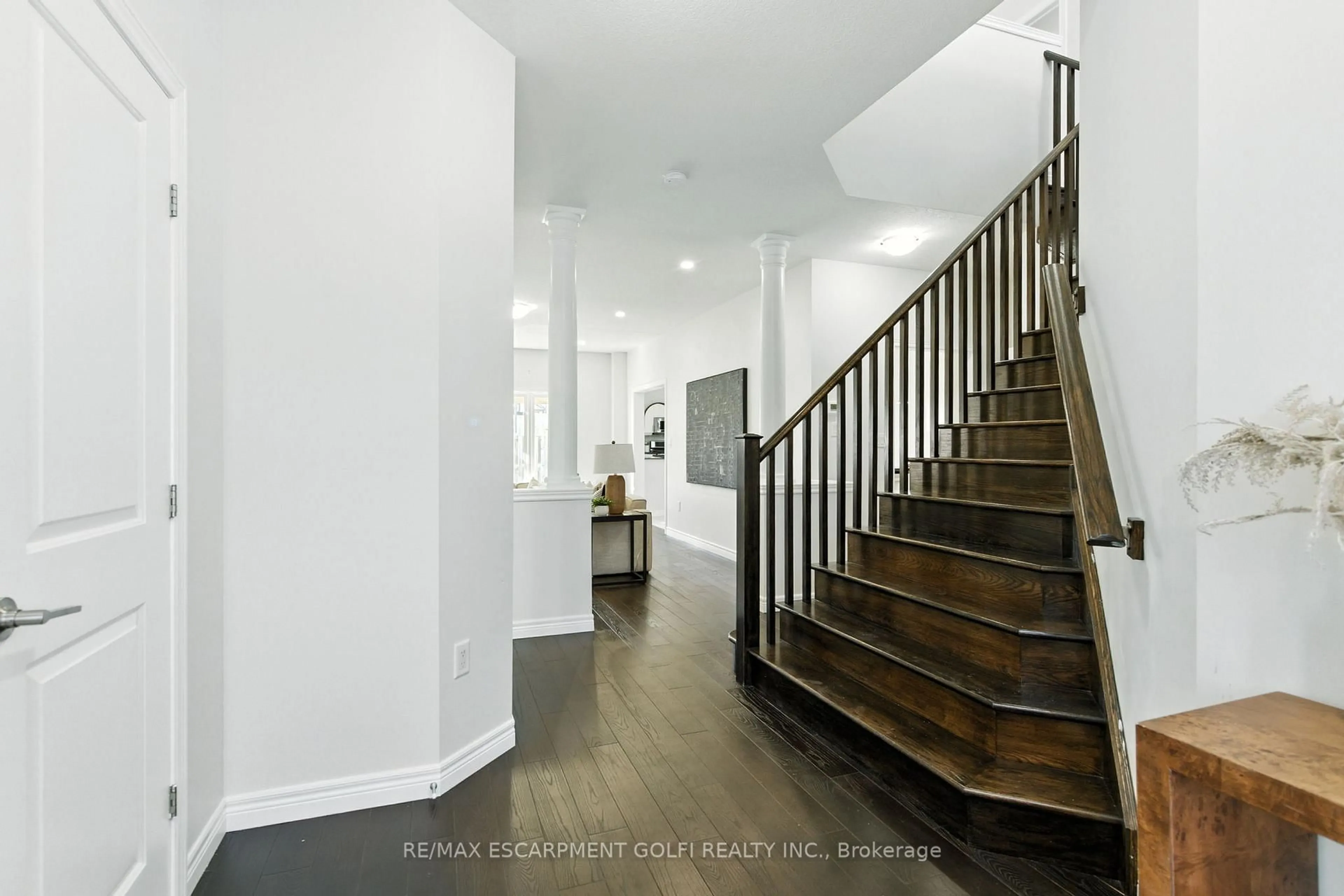 Unknown for 151 Royal Winter Dr, Hamilton Ontario L0R 1C0