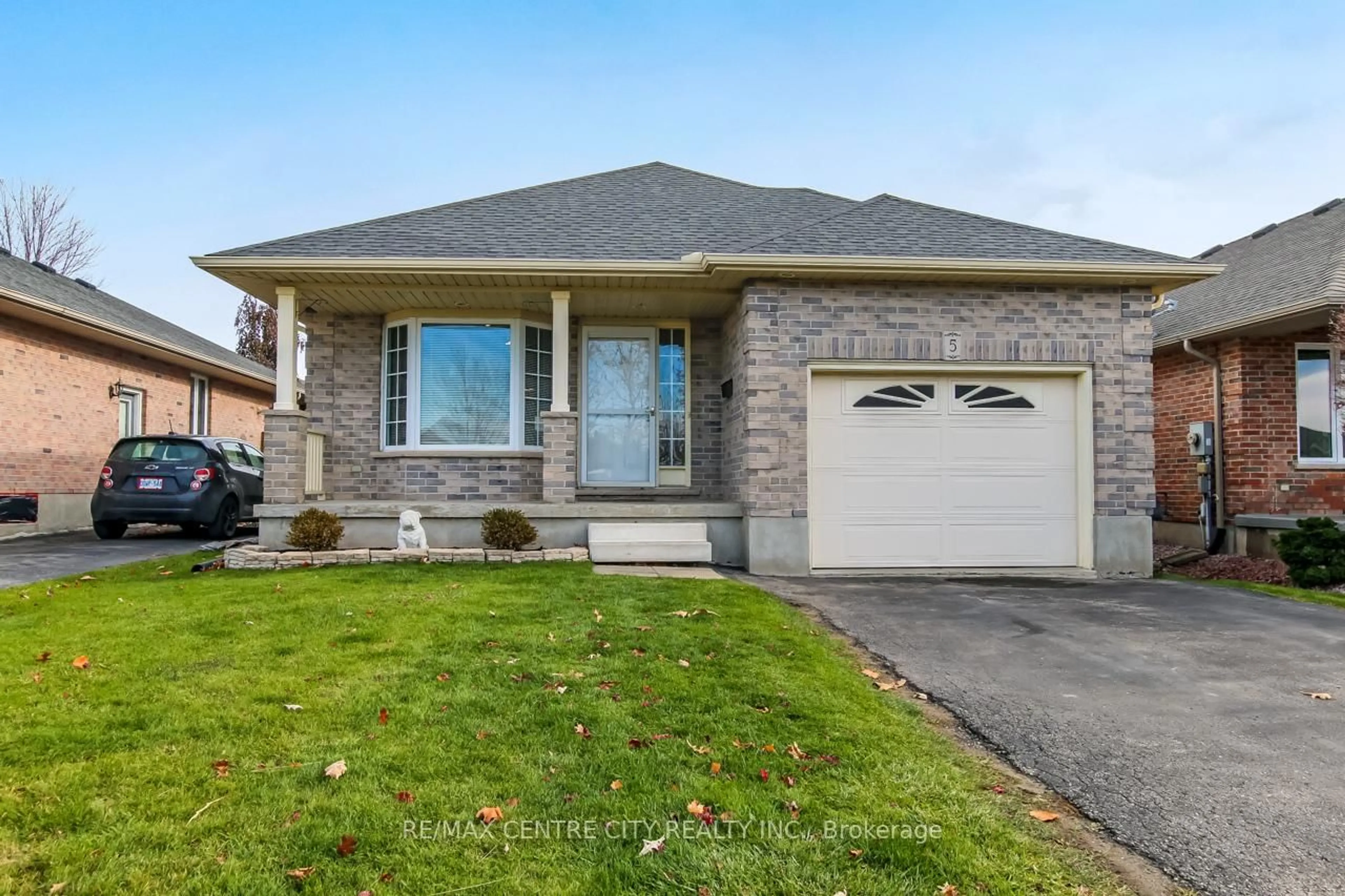 Home with brick exterior material, street for 5 Faith Blvd, St. Thomas Ontario N5R 6M2