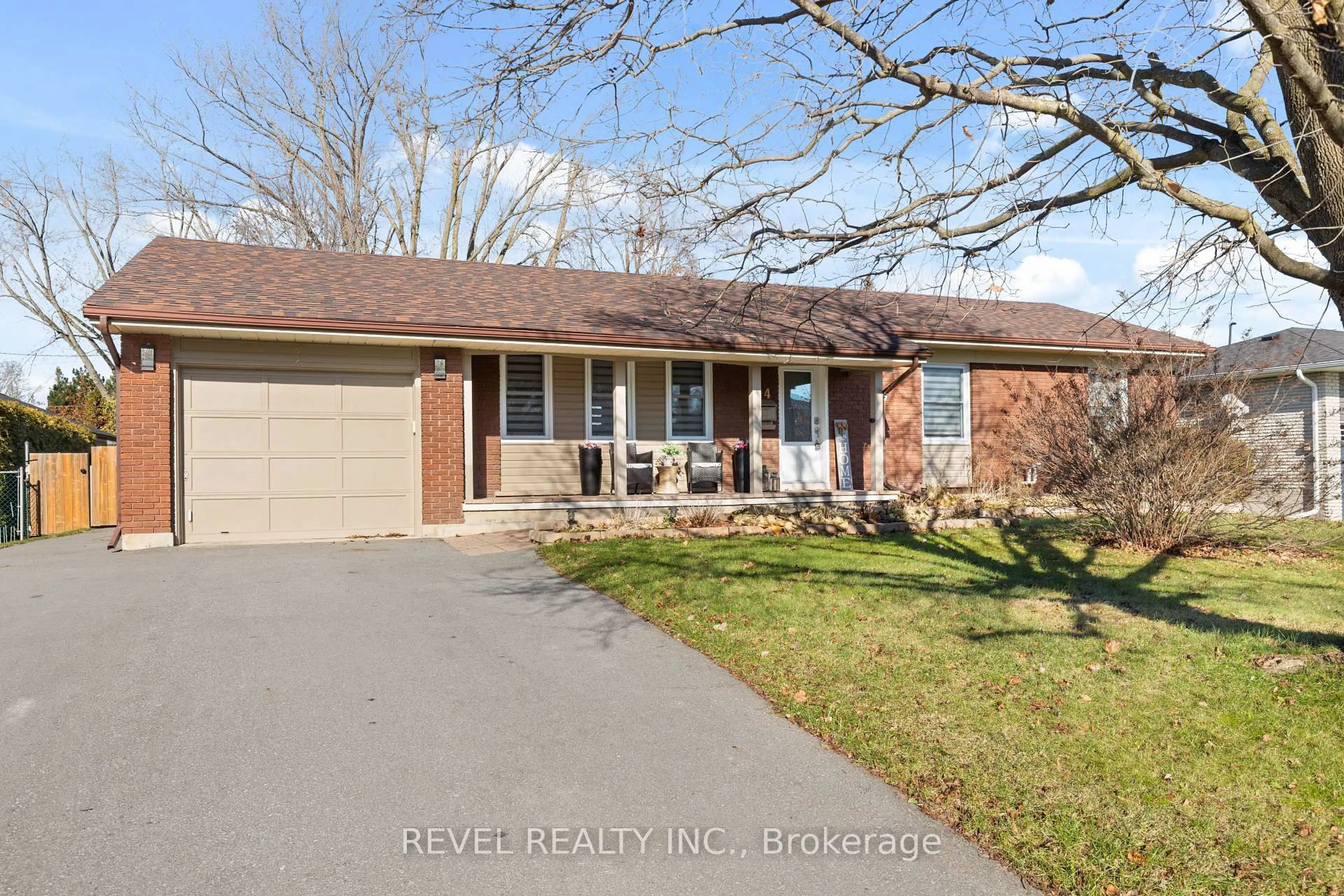 Home with brick exterior material, street for 24 Weldon Crt, Kawartha Lakes Ontario K9V 4P1