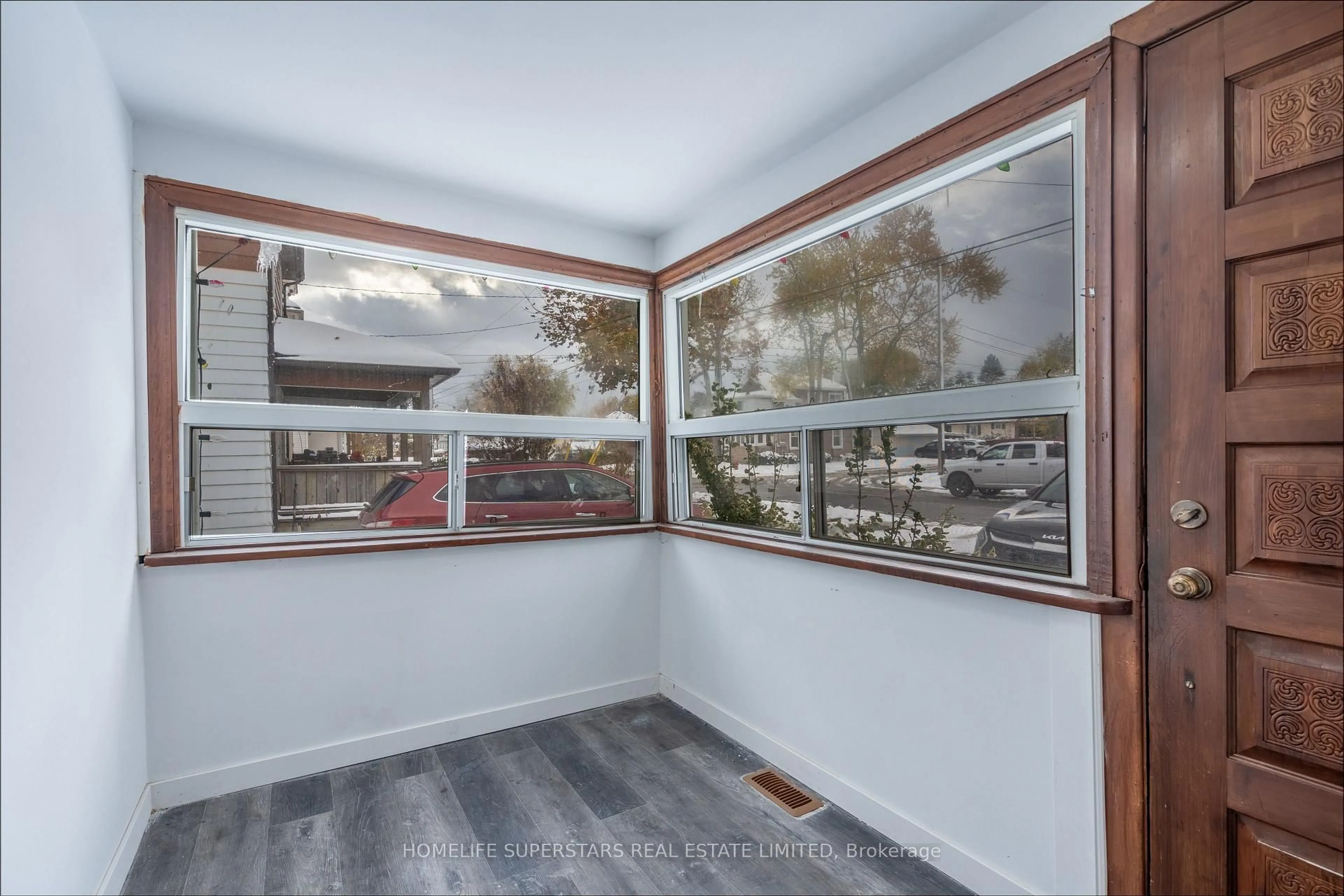 Unknown for 4550 HOMEWOOD Ave, Niagara Falls Ontario L2E 4X8