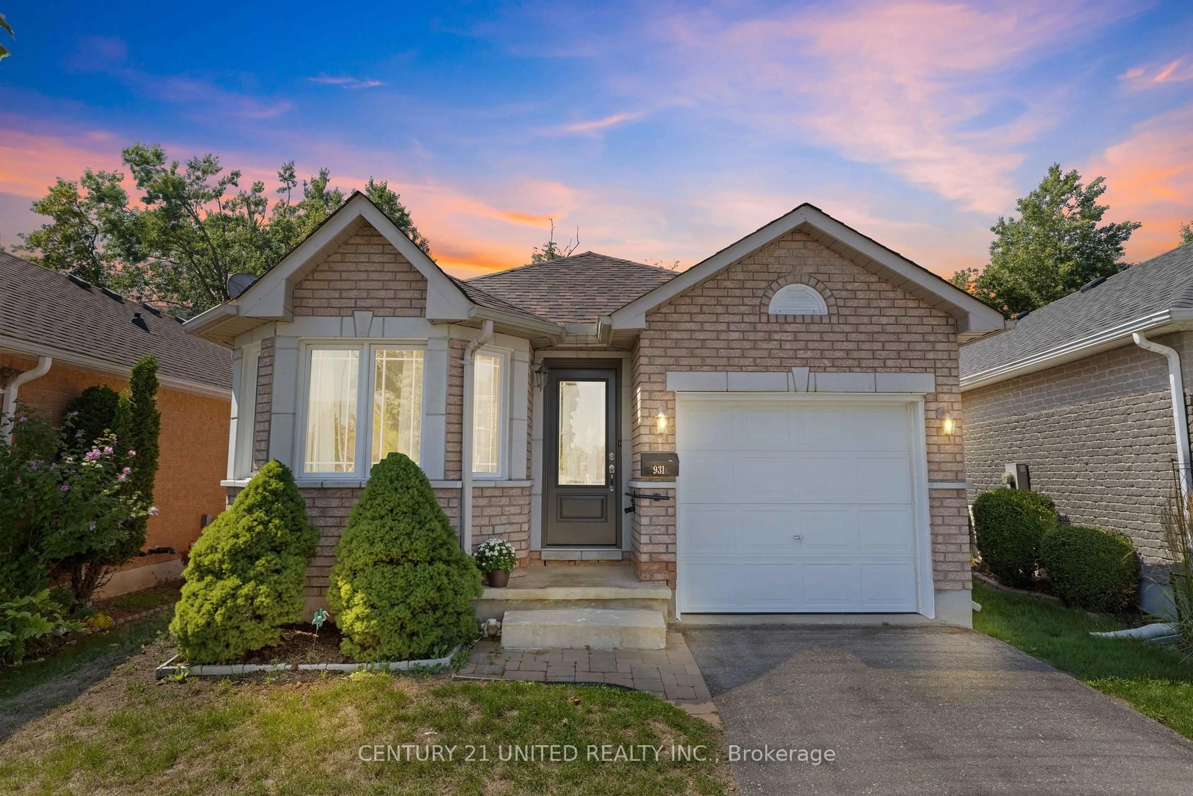 Home with brick exterior material, street for 931 Ralphson Cres, Peterborough Ontario K9J 8R5