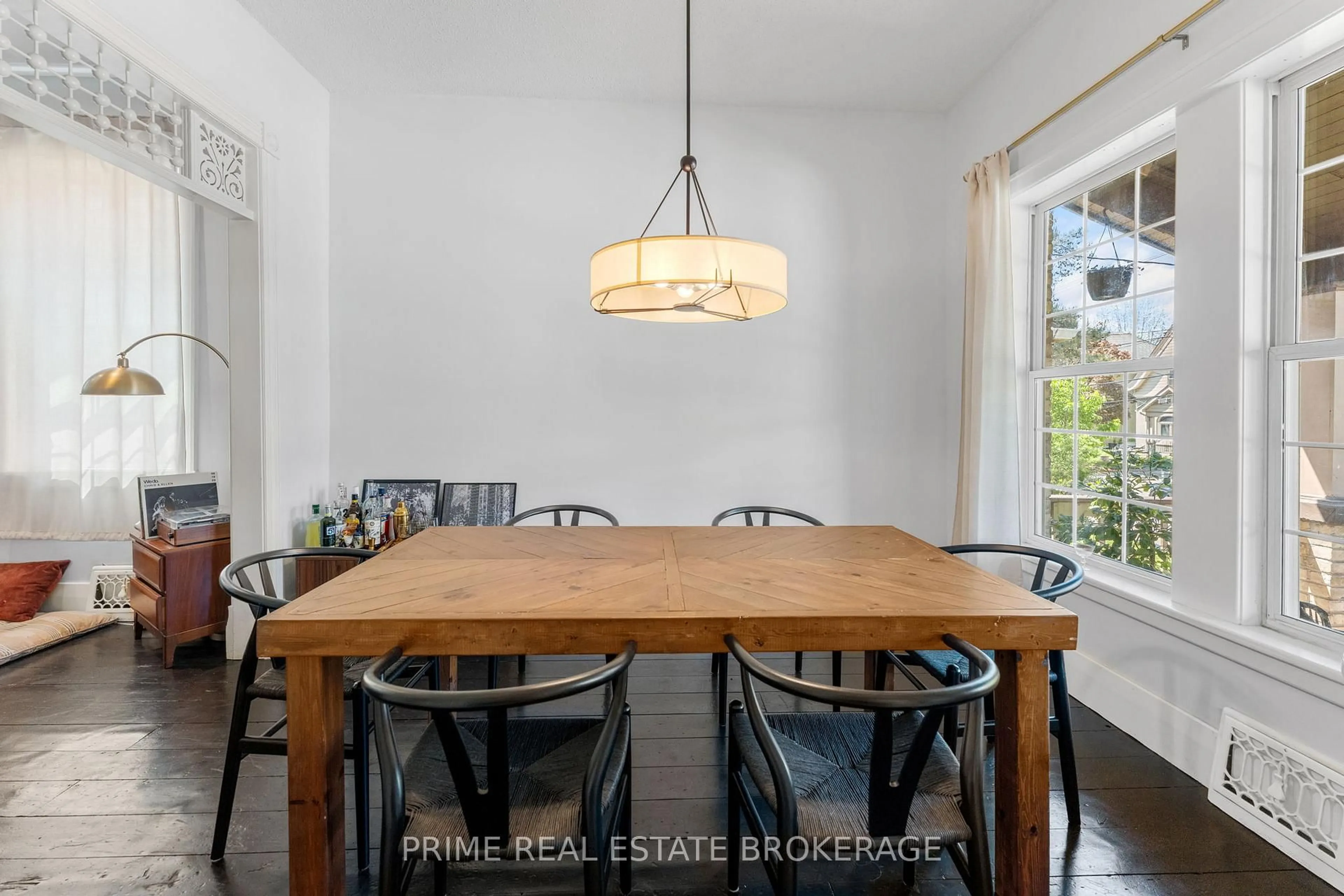 Dining room, unknown for 785 Queens Ave, London East Ontario N5W 3H7