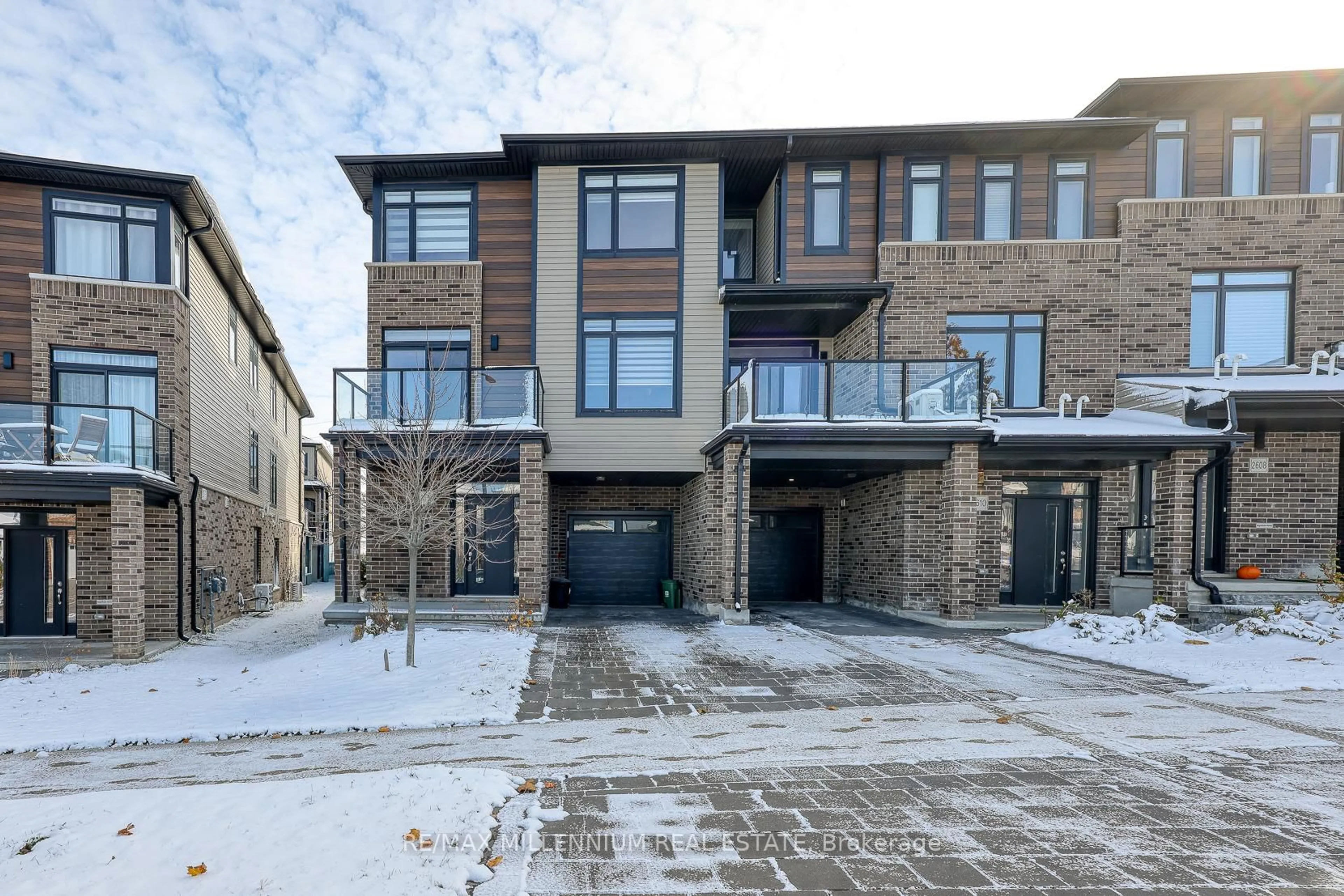 Unknown for 2612 Sheffield Blvd #5, London South Ontario N6M 0J4