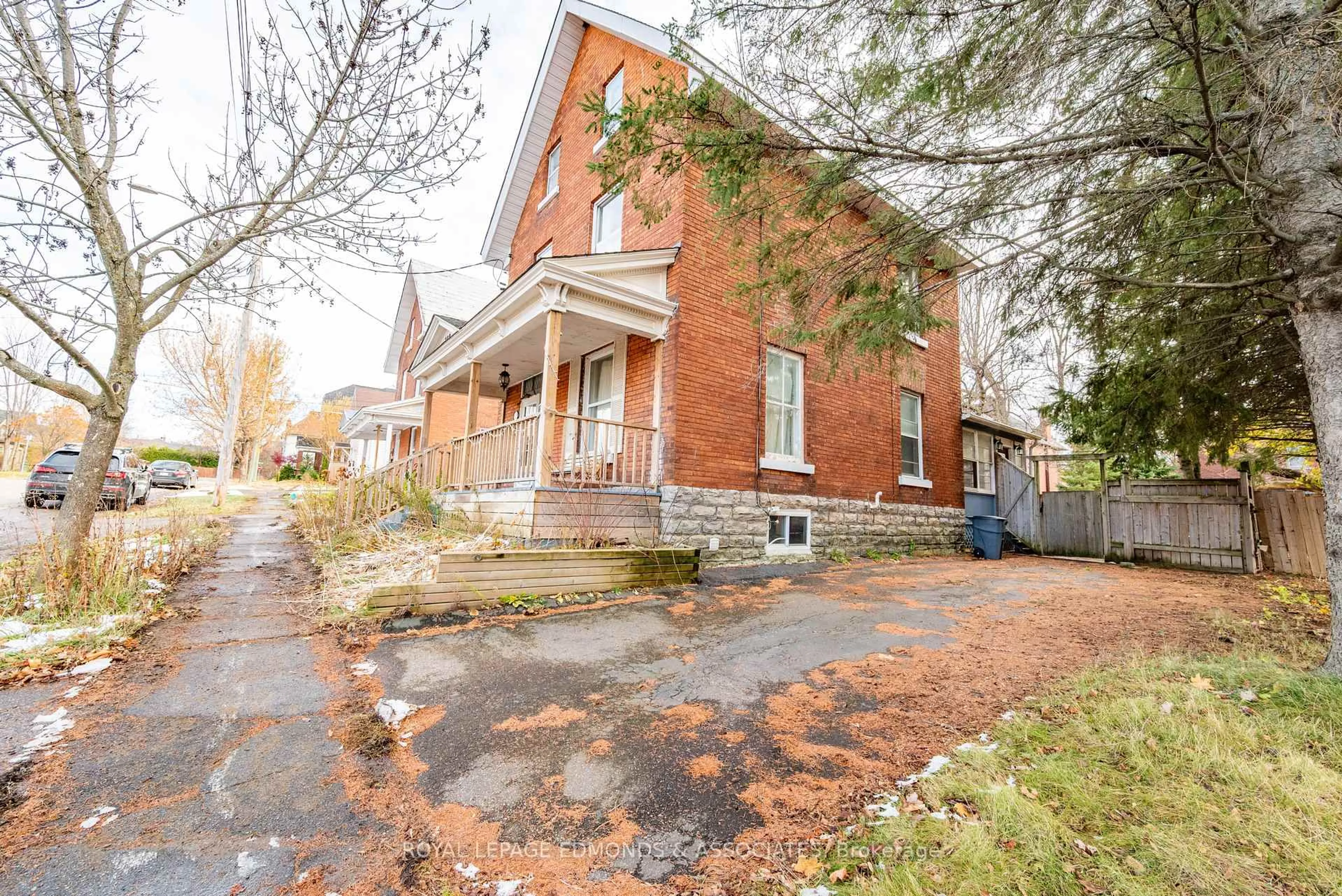 Home with brick exterior material, street for 198 Mcallister St, Pembroke Ontario K8A 3G2