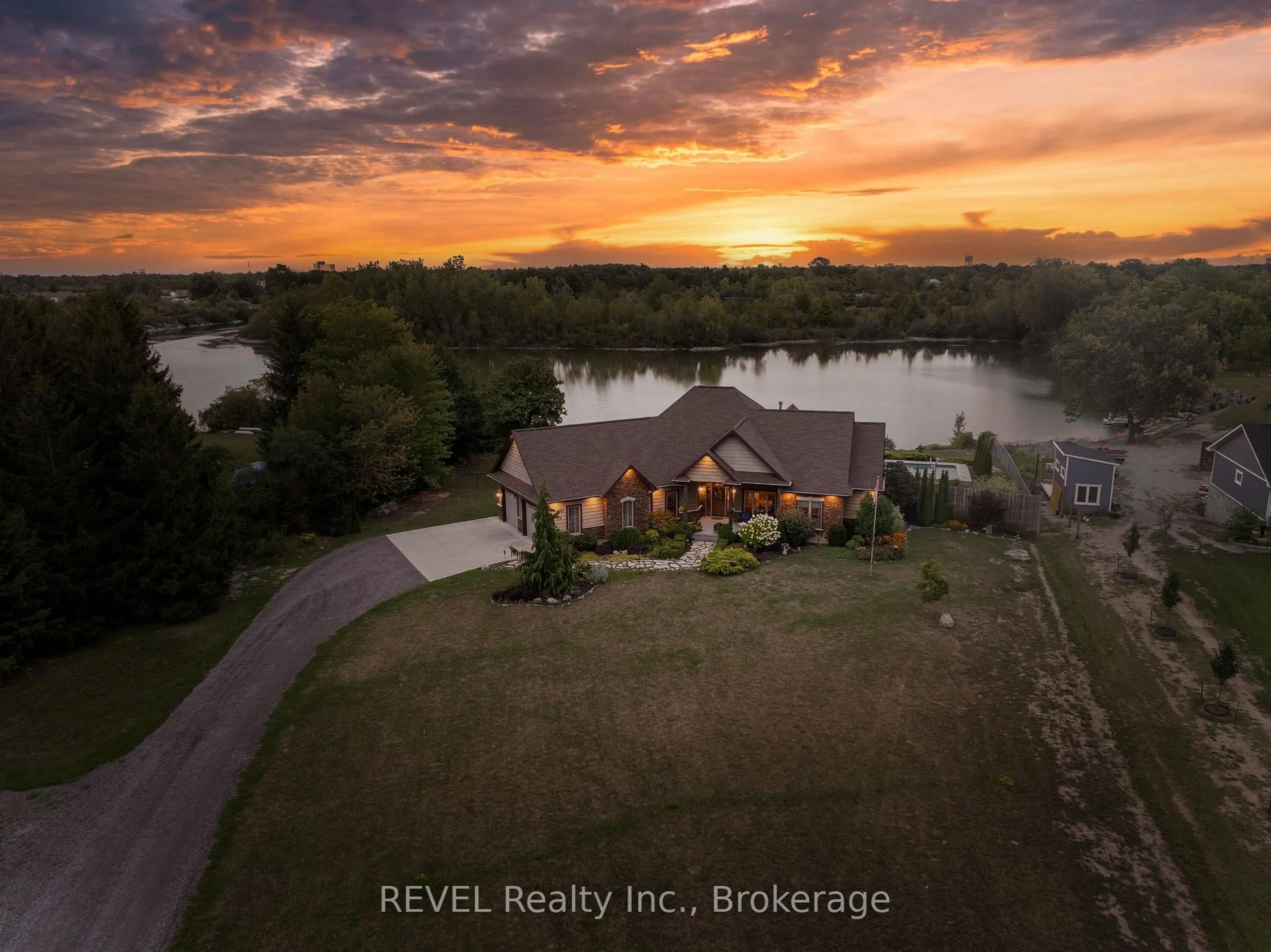 A pic from outside/outdoor area/front of a property/back of a property/a pic from drone, water/lake/river/ocean view for 10149 Cement Rd, Wainfleet Ontario L3K 5V4