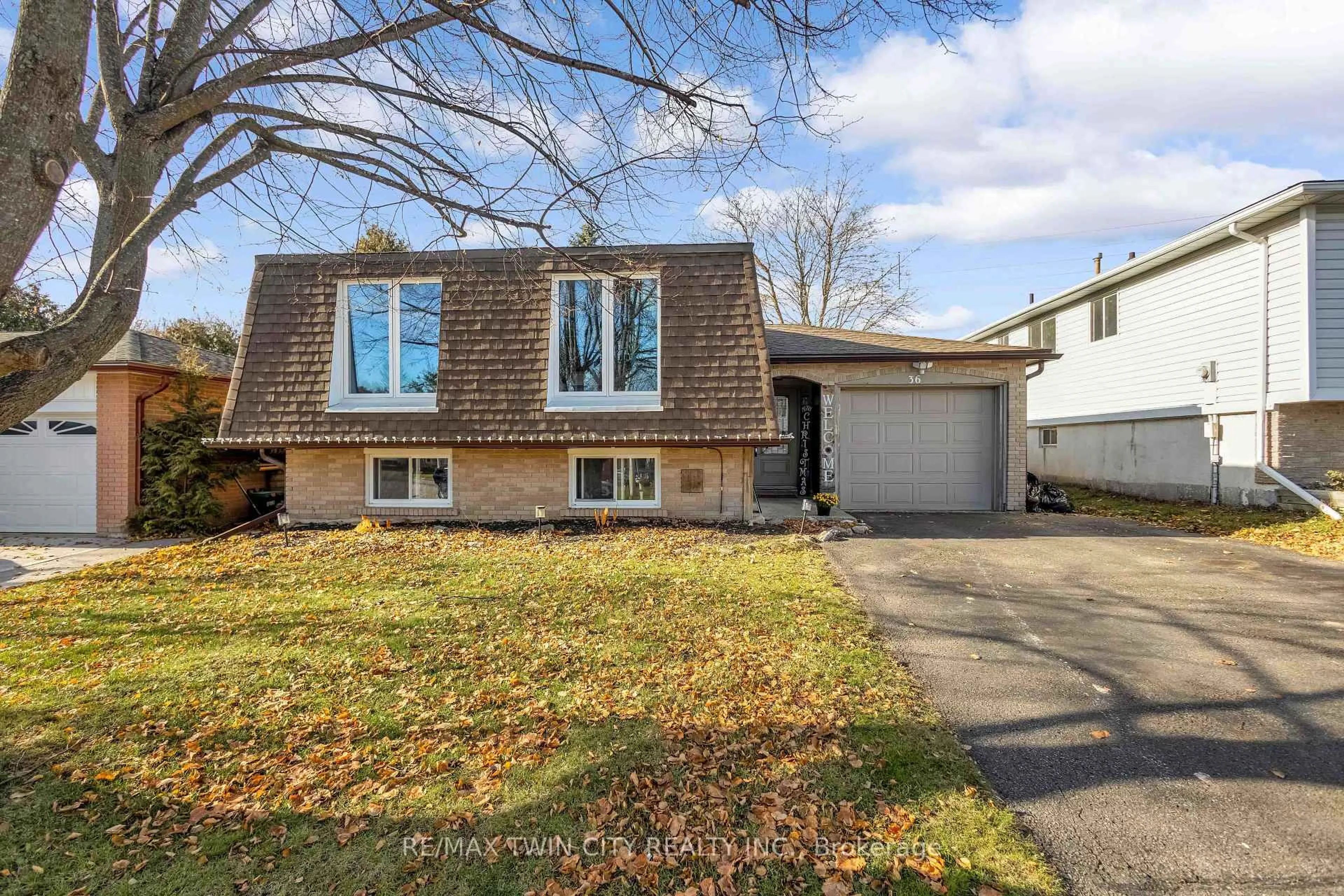 Home with vinyl exterior material, street for 36 Valerie Crt, Cambridge Ontario N3C 3H4