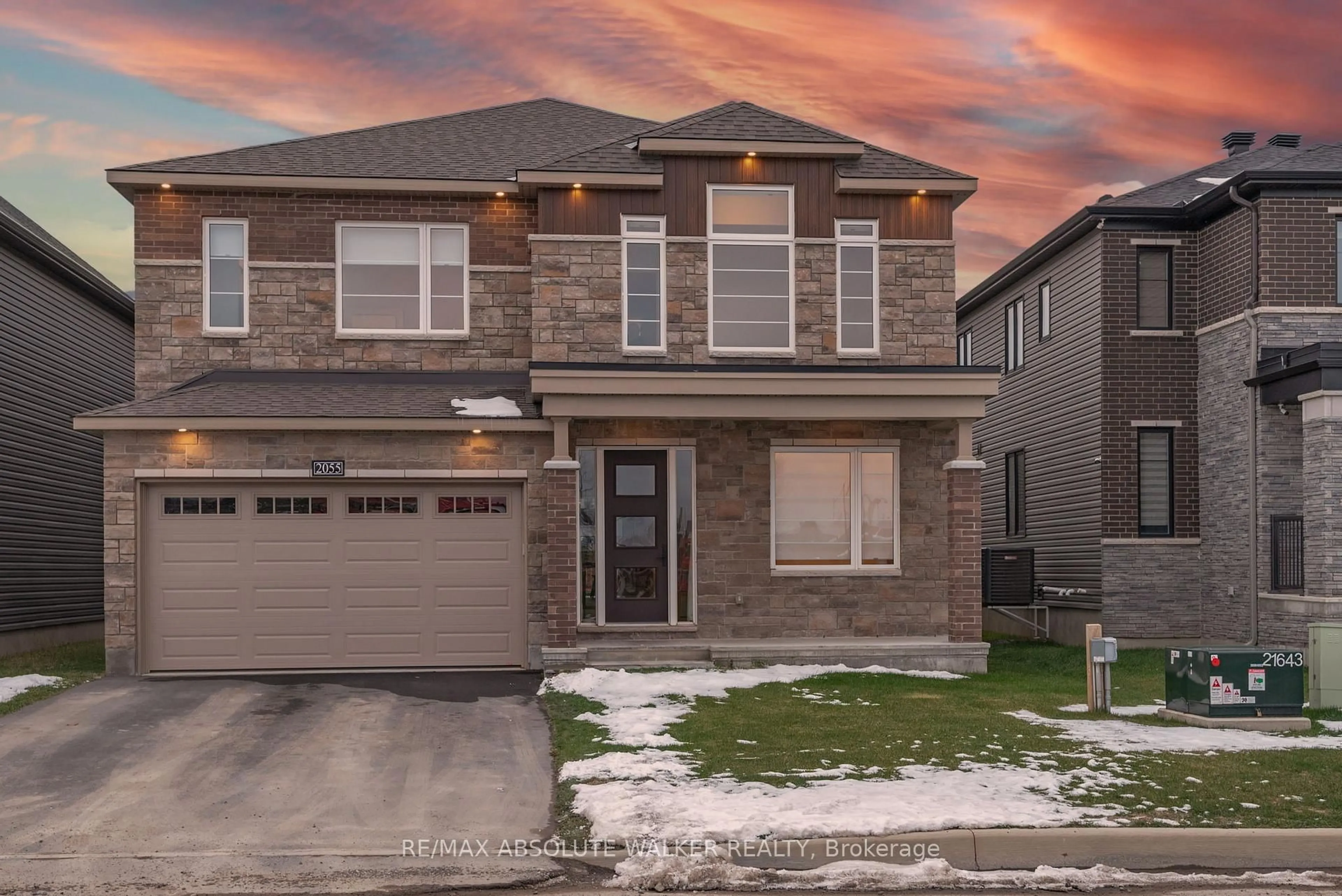 Home with brick exterior material, street for 2055 Wanderer Ave, Manotick Ontario K4M 0W9