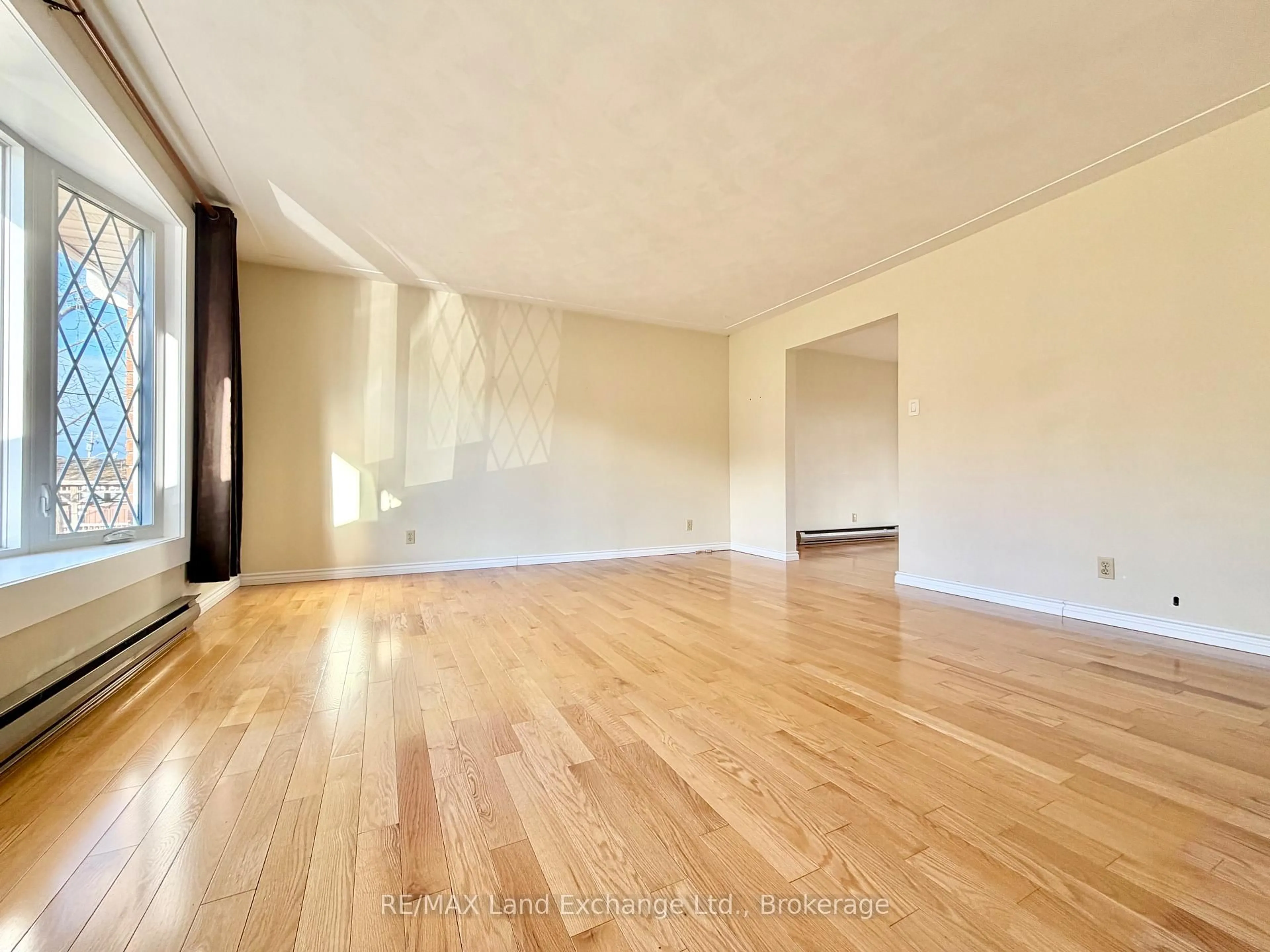 A pic of a room for 677 Devonshire Rd, Saugeen Shores Ontario N0H 2C3