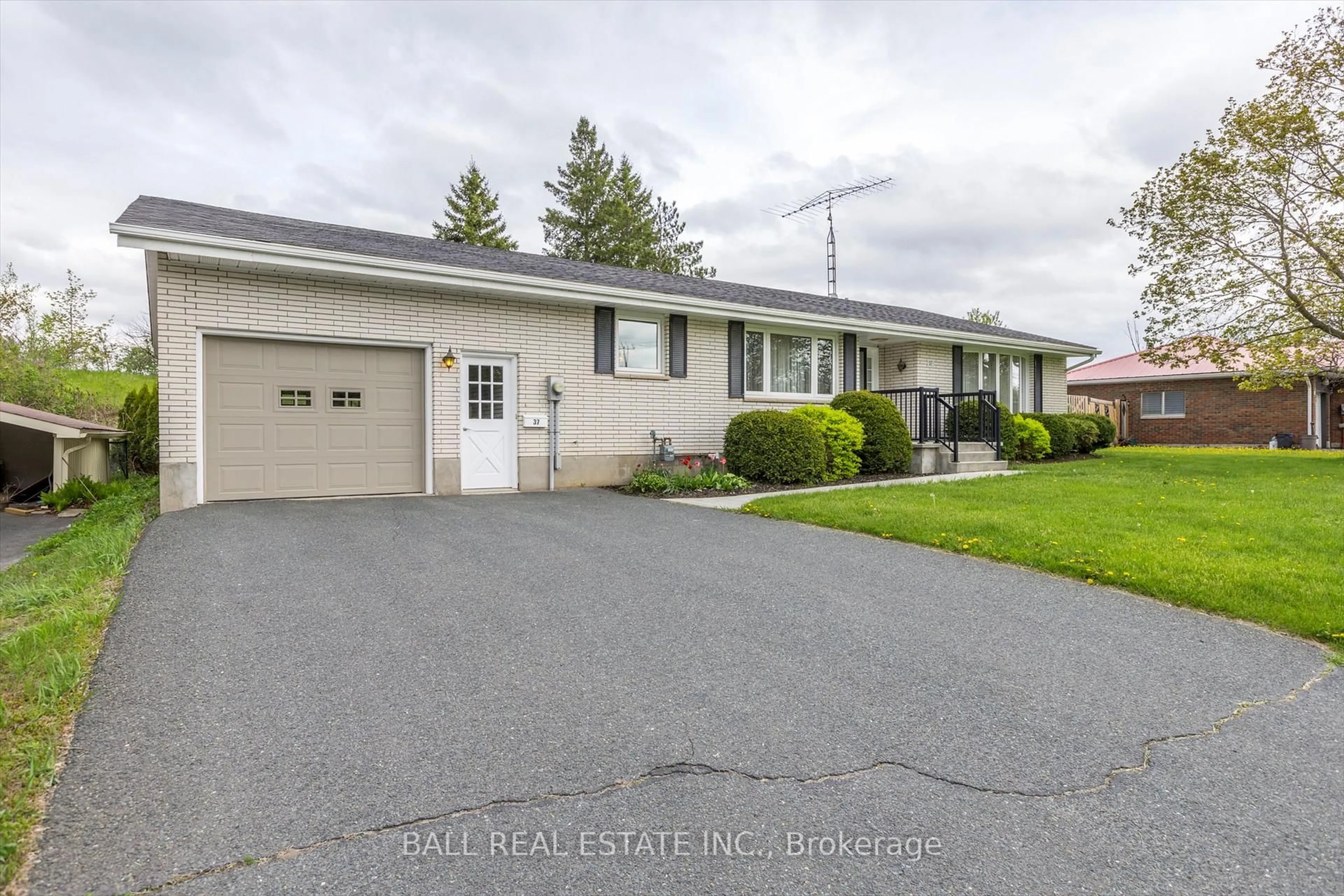 Unknown for 37 County Rd 40, Asphodel-Norwood Ontario K0L 2V0