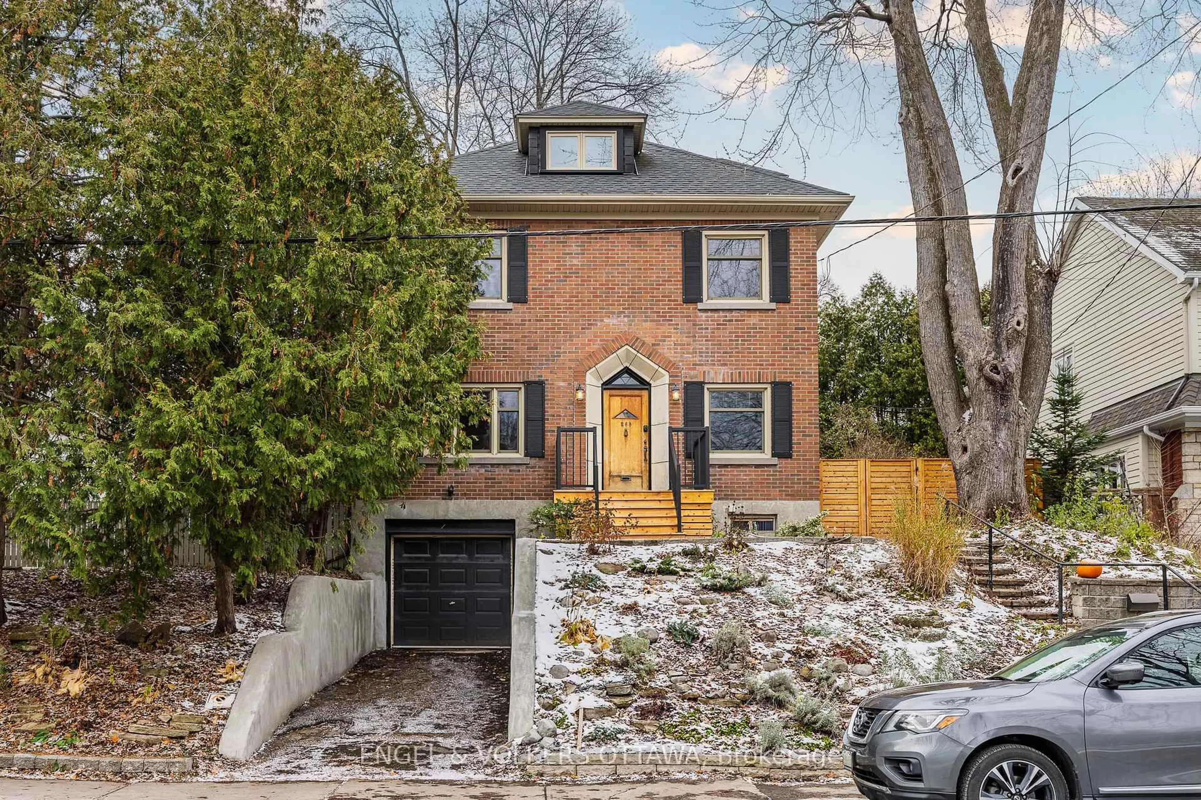 Home with brick exterior material, street for 268 Fairmont Ave, Ottawa Ontario K1Y 1Y2