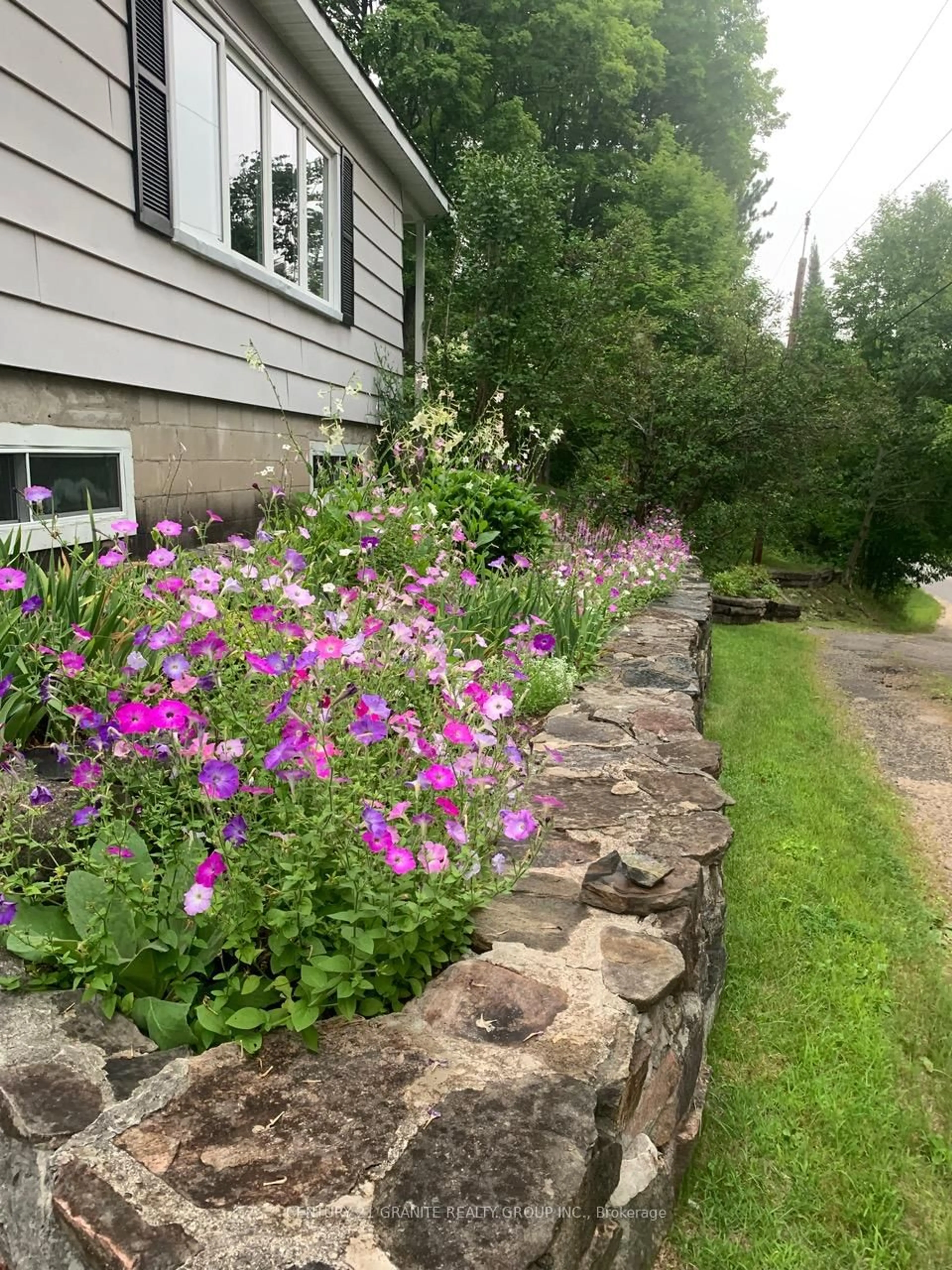 Patio, street for 198 Gaebel Rd, Bancroft Ontario K0L 1C0