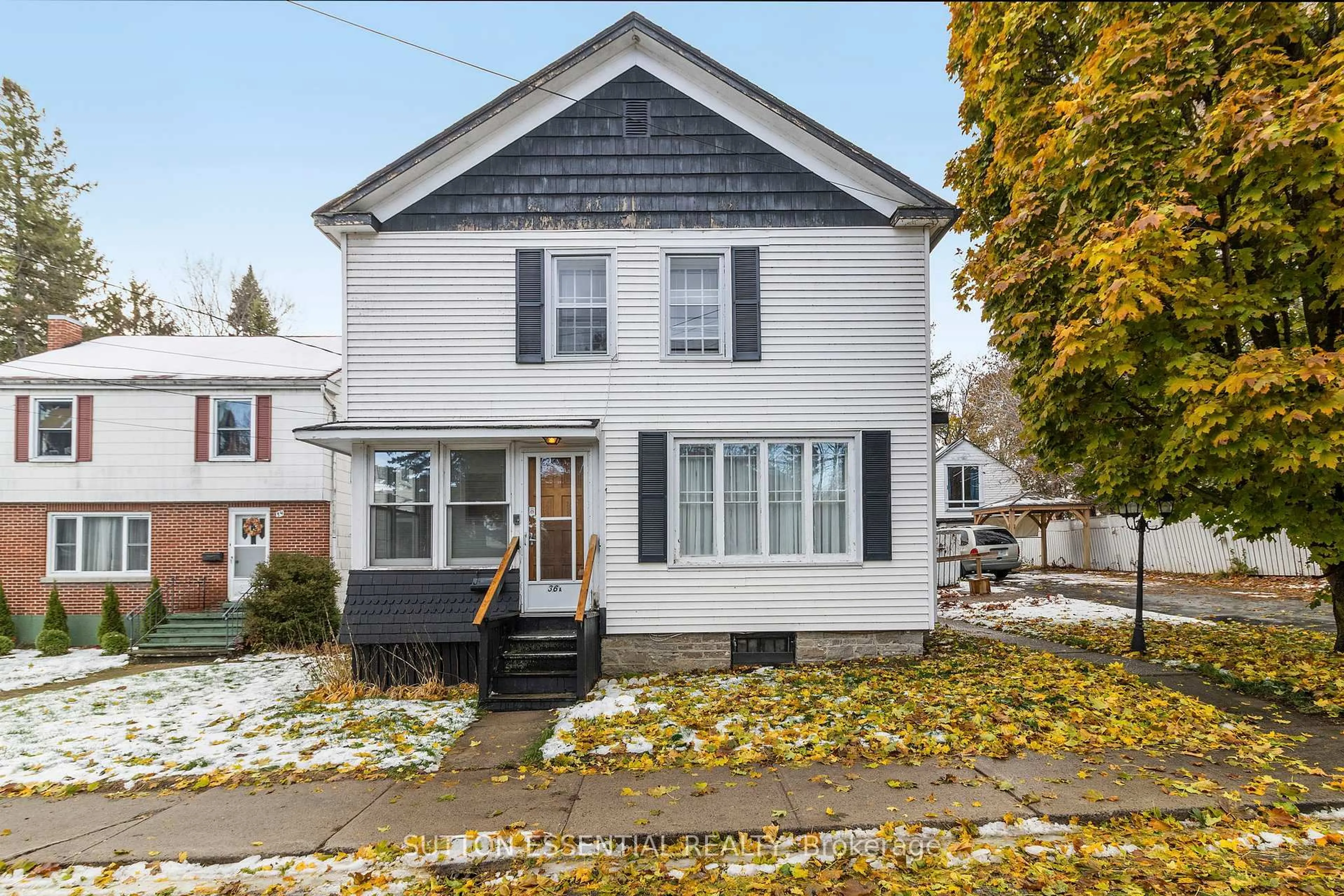 Home with vinyl exterior material, street for 36 Ann St, Brockville Ontario K6V 5L2