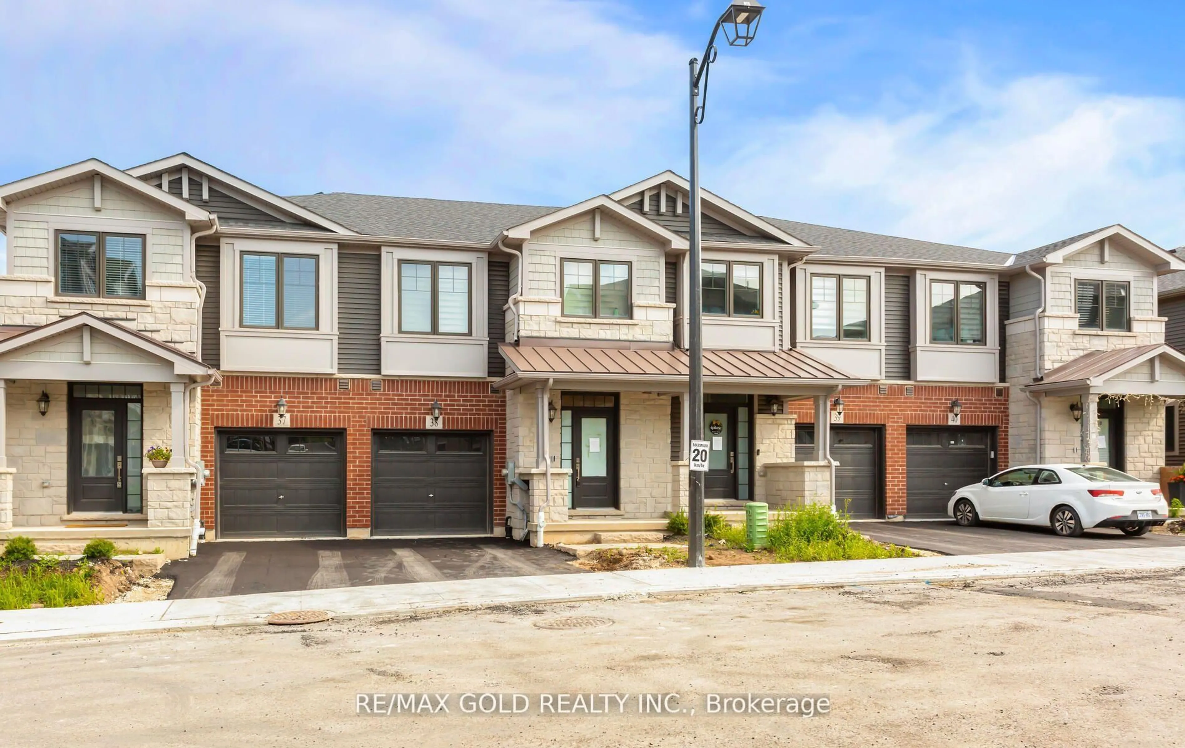 Home with brick exterior material, street for 10 Birmingham Dr #38, Cambridge Ontario N1R 0C6