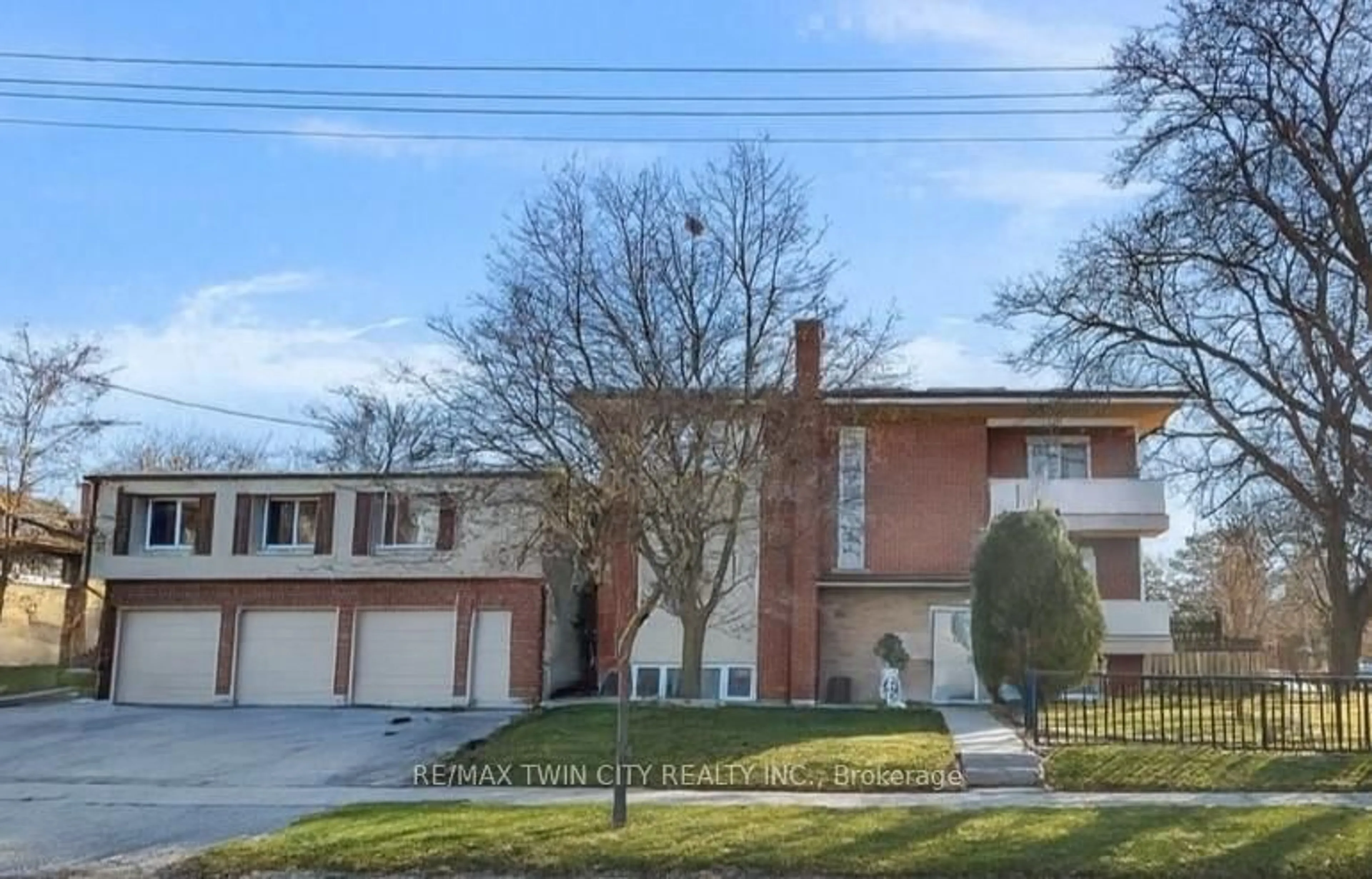 Unknown for 219 SIXTH Ave, Kitchener Ontario N2C 1R2