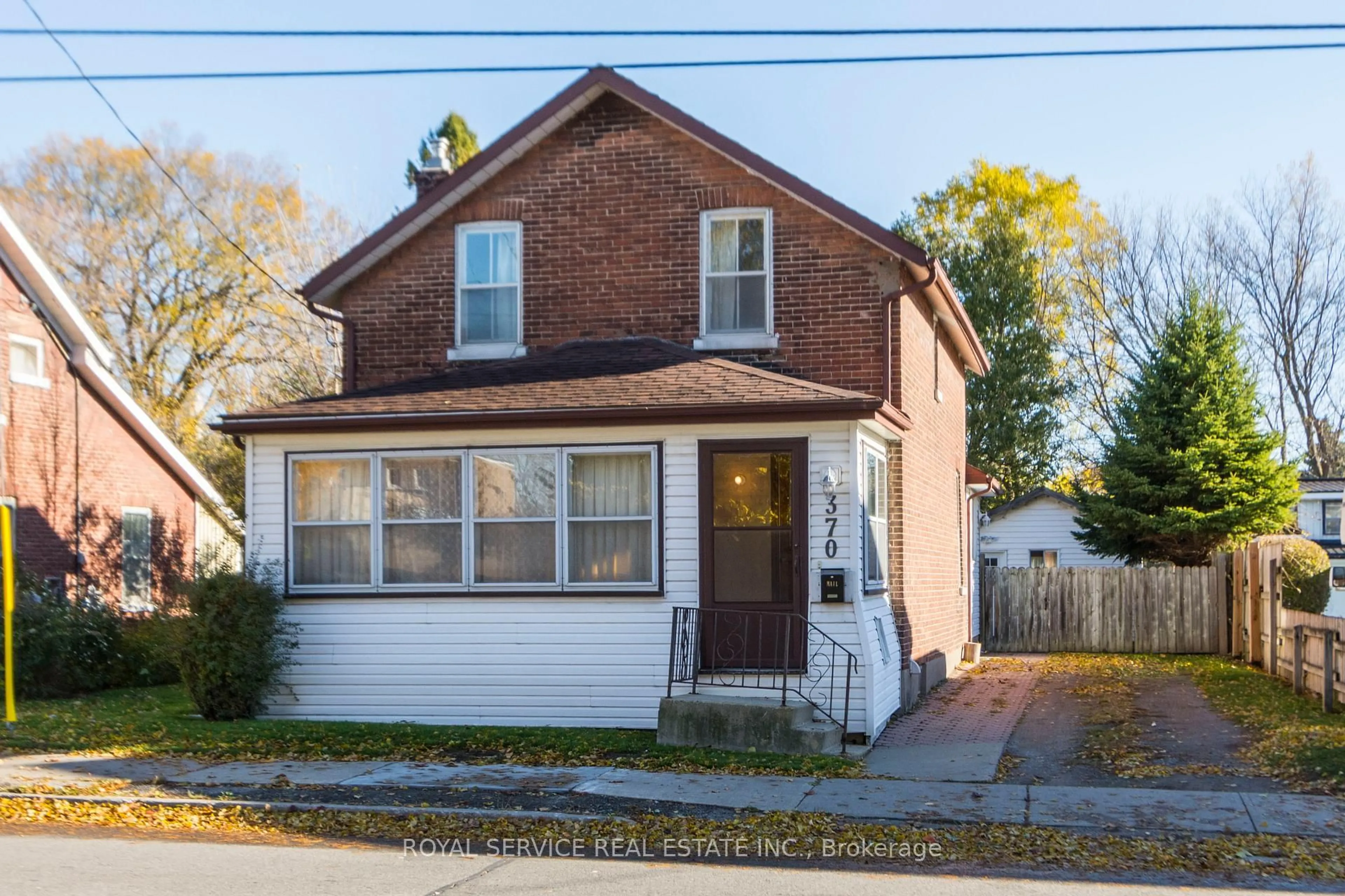 Home with brick exterior material, street for 370 Division St, Cobourg Ontario K9A 3R6