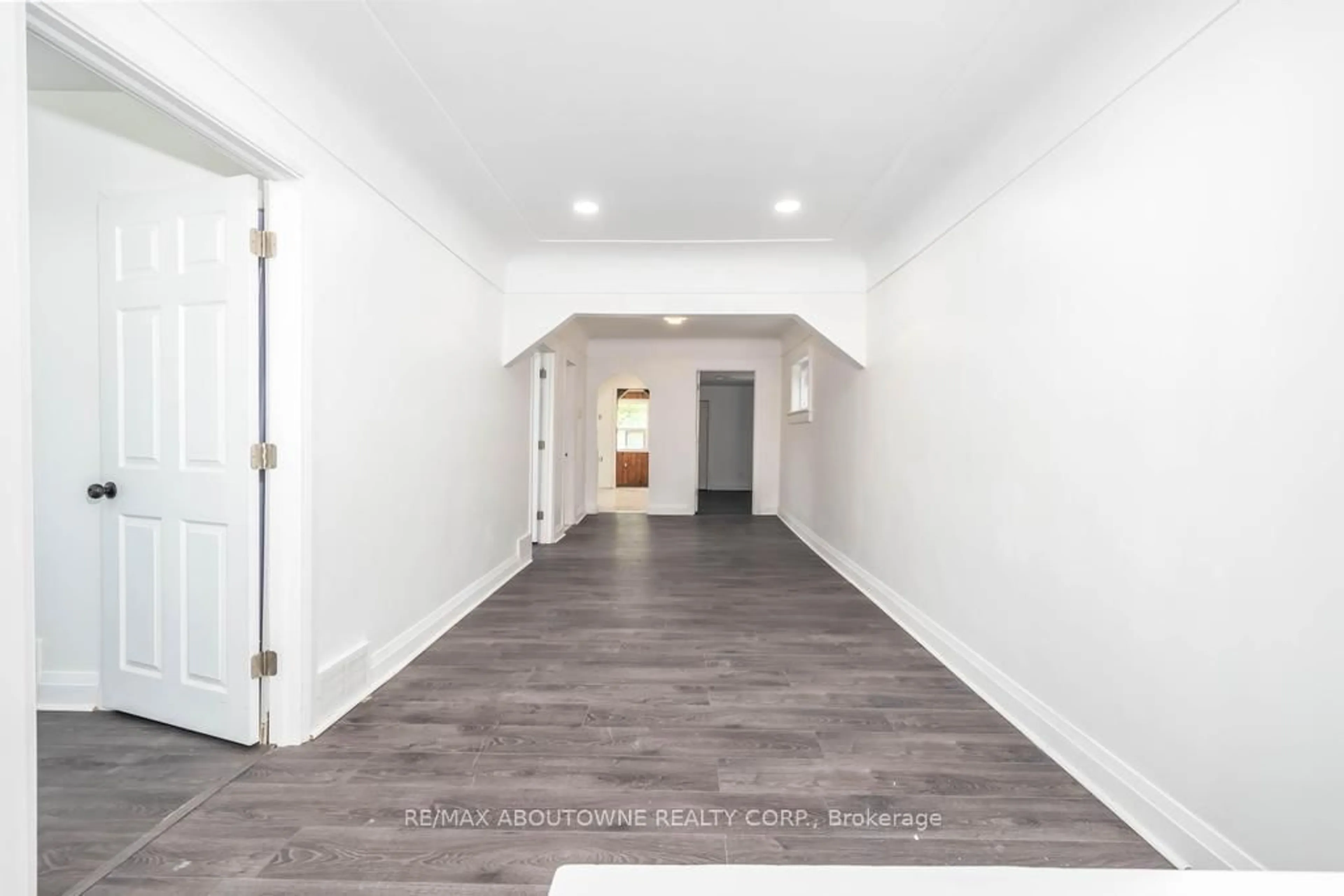 Unknown for 126 HARMONY Ave, Hamilton Ontario L8H 4Y3