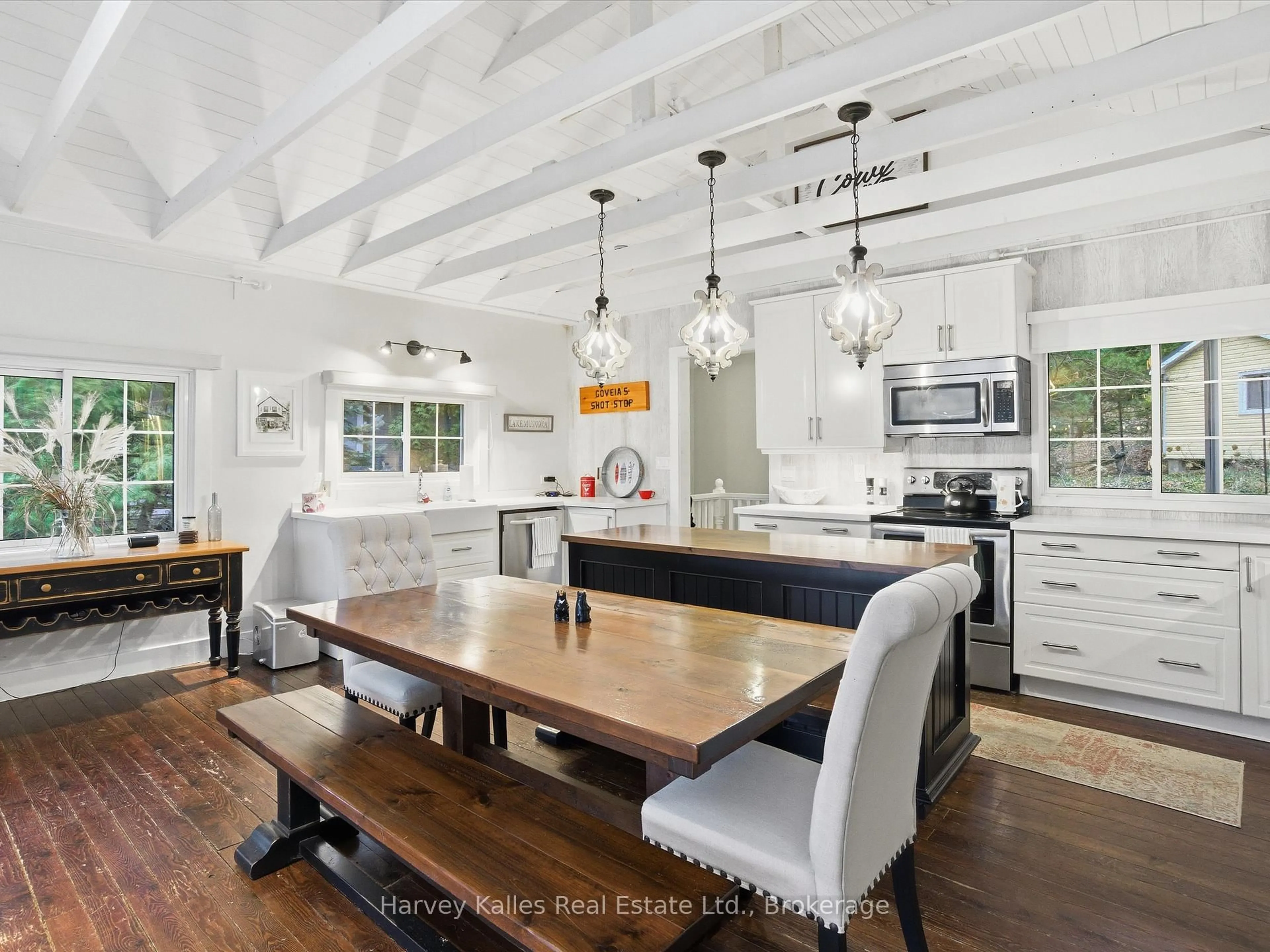 Open concept kitchen, unknown for 1020 Ennis Bay Rd, Bracebridge Ontario P1P 1R1