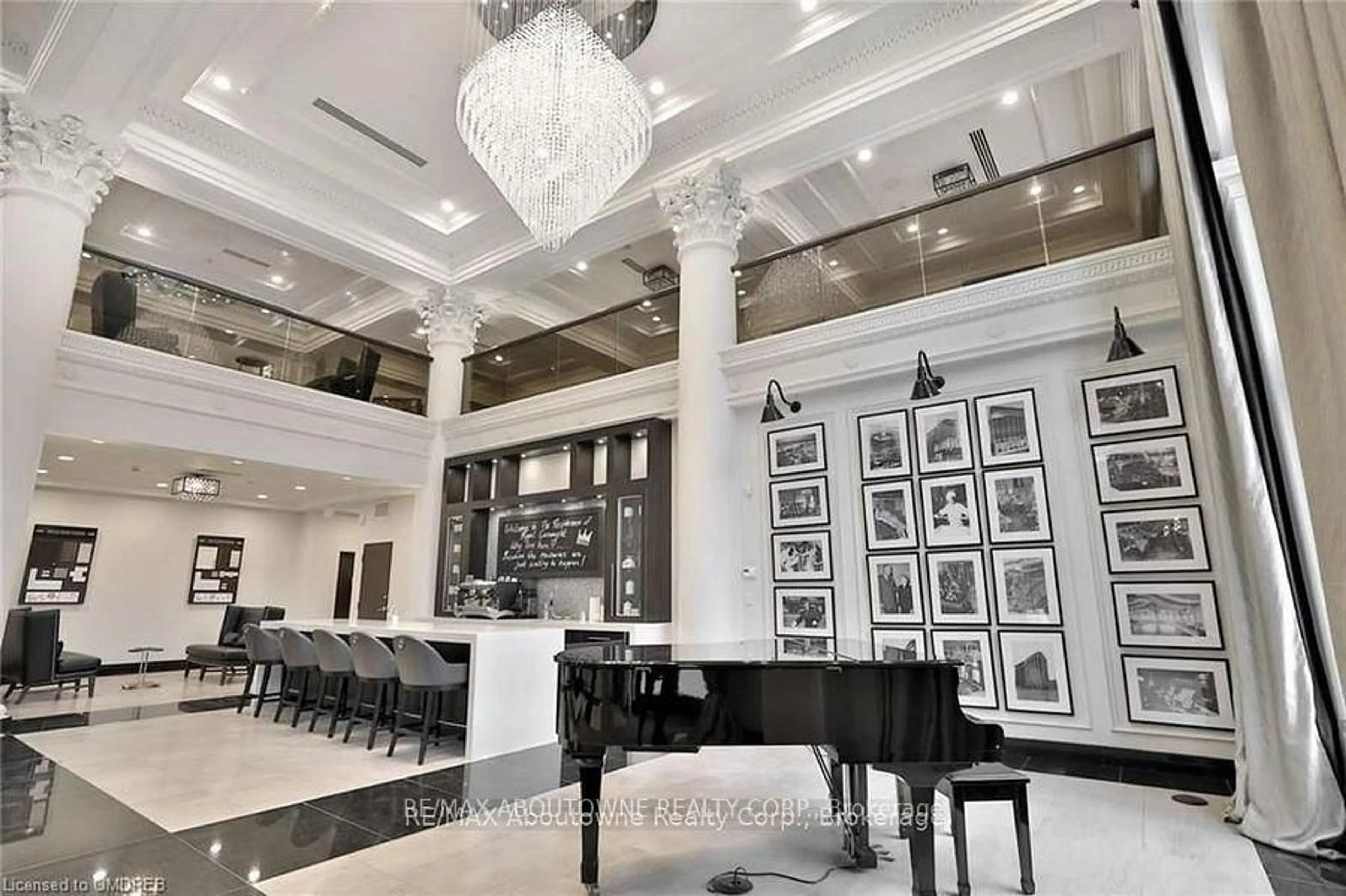 Lobby for 118 King St #312, Hamilton Ontario L8N 0A9