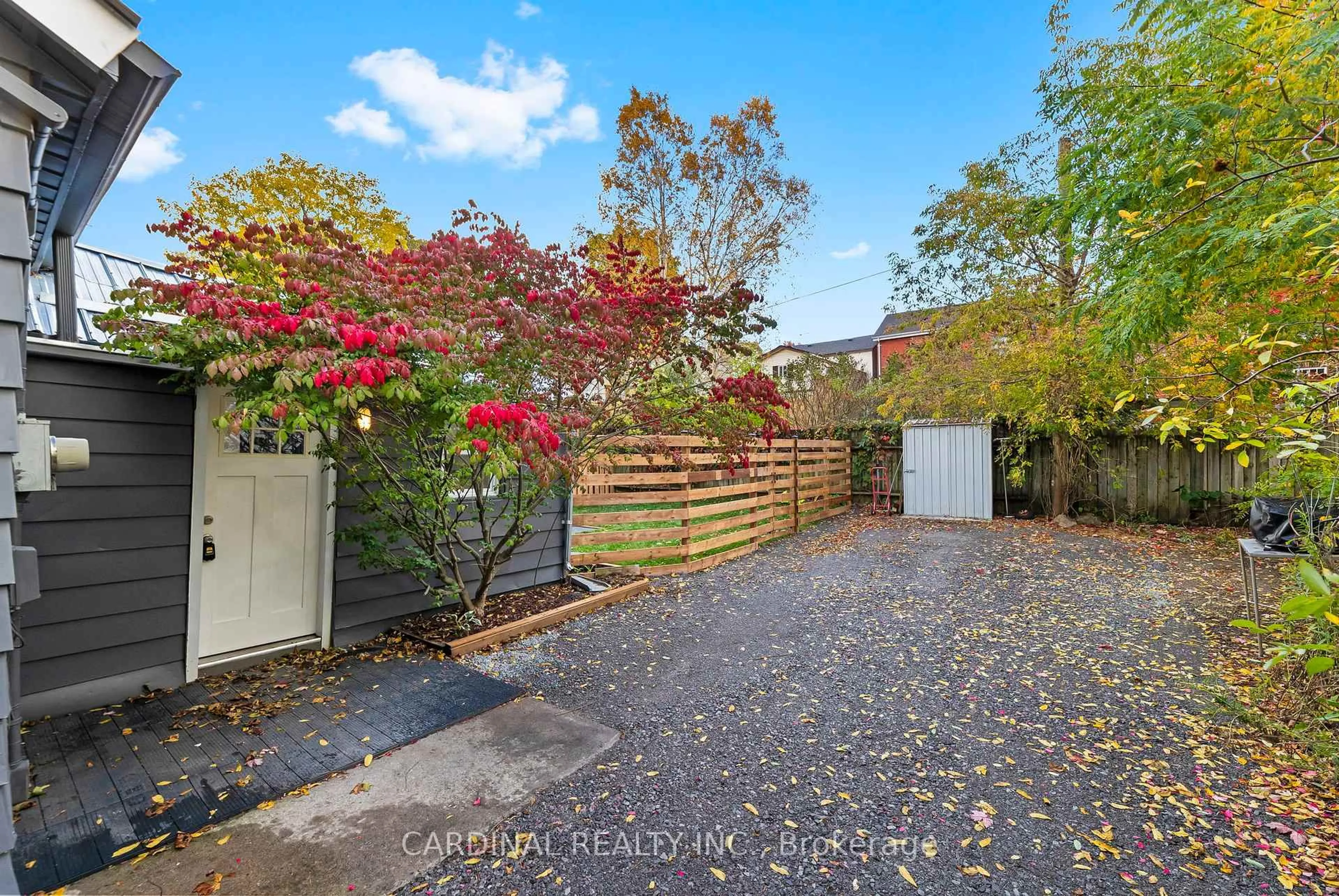 A pic from outside/outdoor area/front of a property/back of a property/a pic from drone, street for 83 Bruton St, Port Hope Ontario L1A 1V1