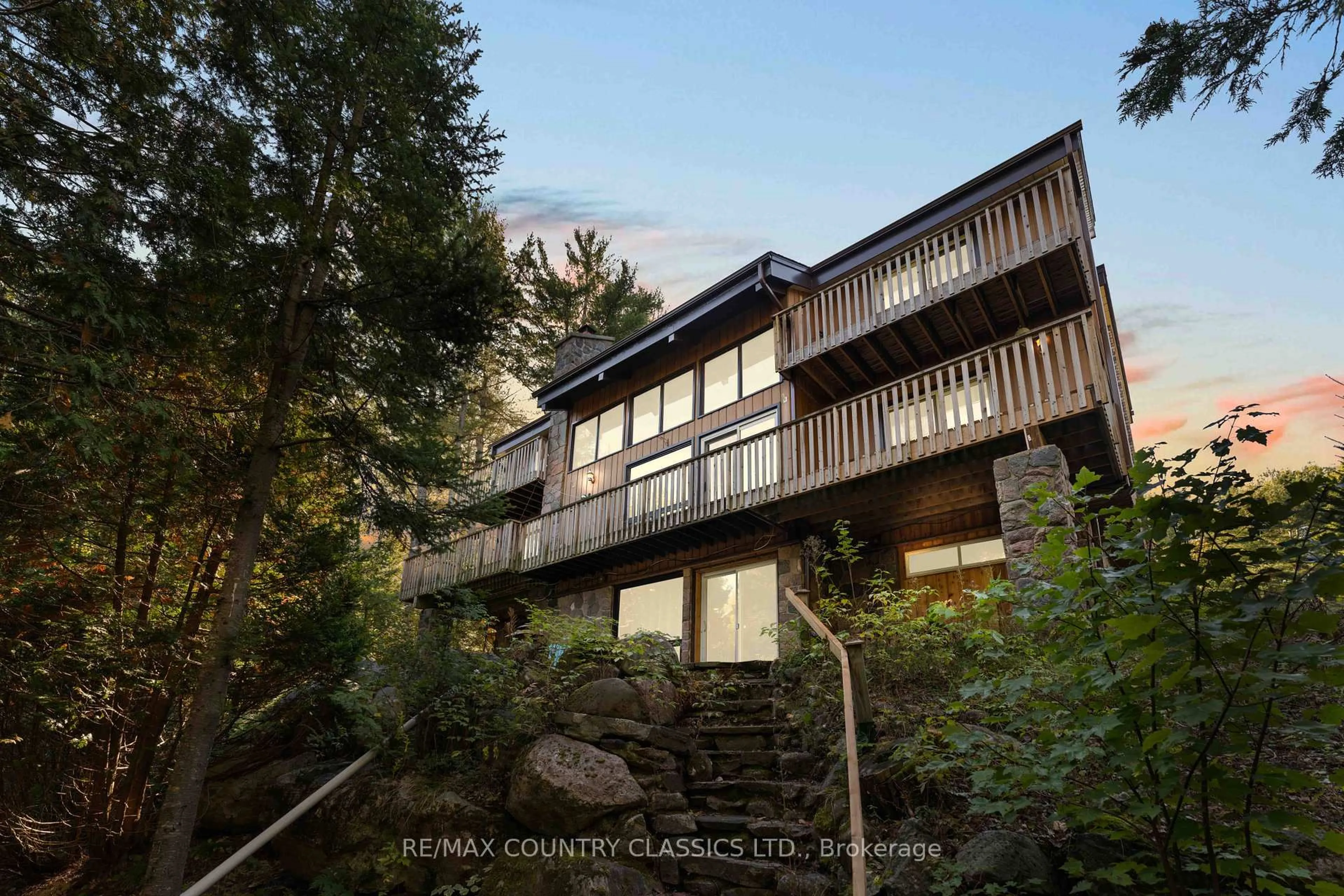 Unknown for 13 Lorbetskie Rd, Barry's Bay Ontario K0J 1B0