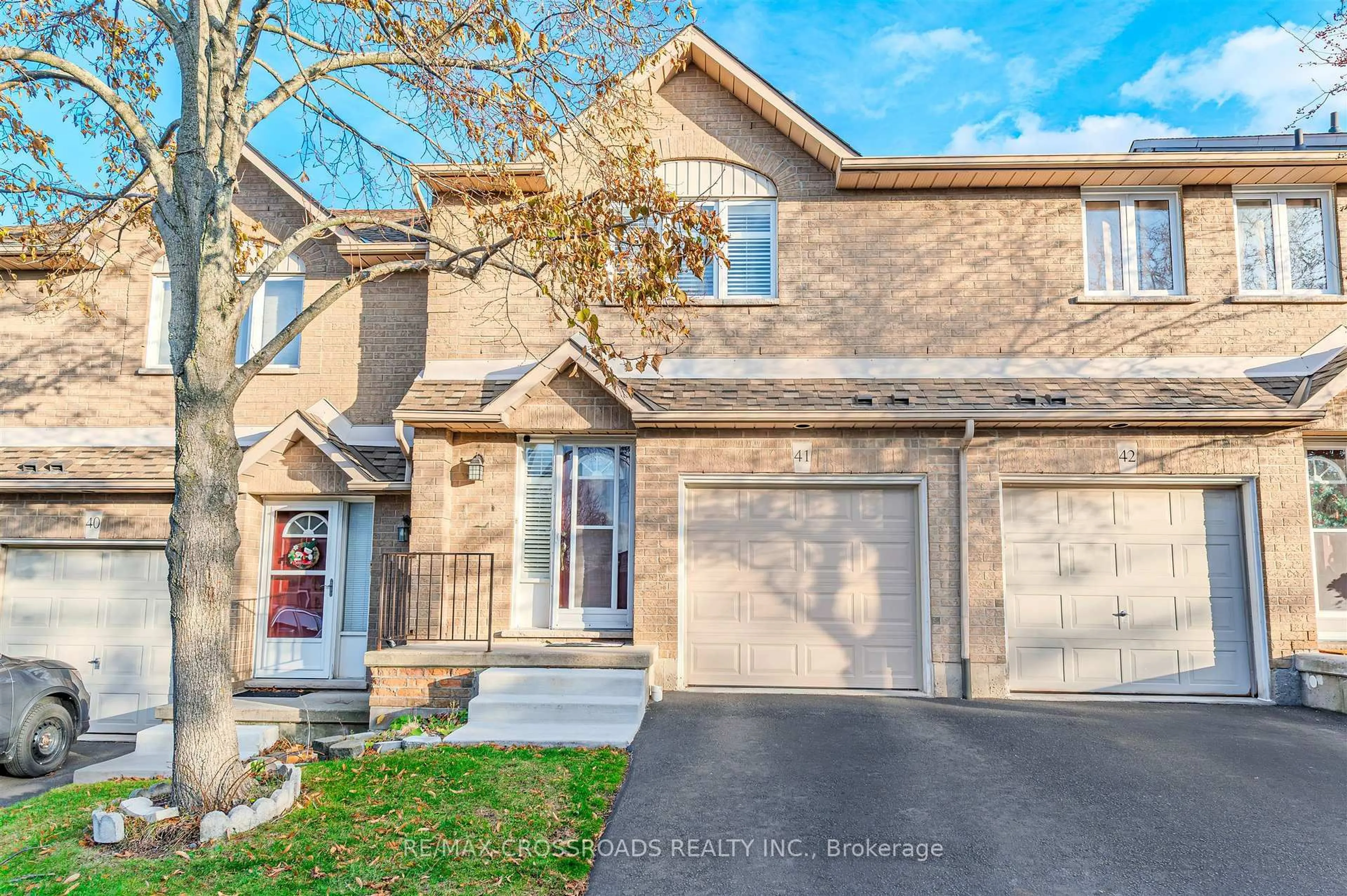 Home with brick exterior material, street for 1889 Upper Wentworth St #41, Hamilton Ontario L9B 2T8