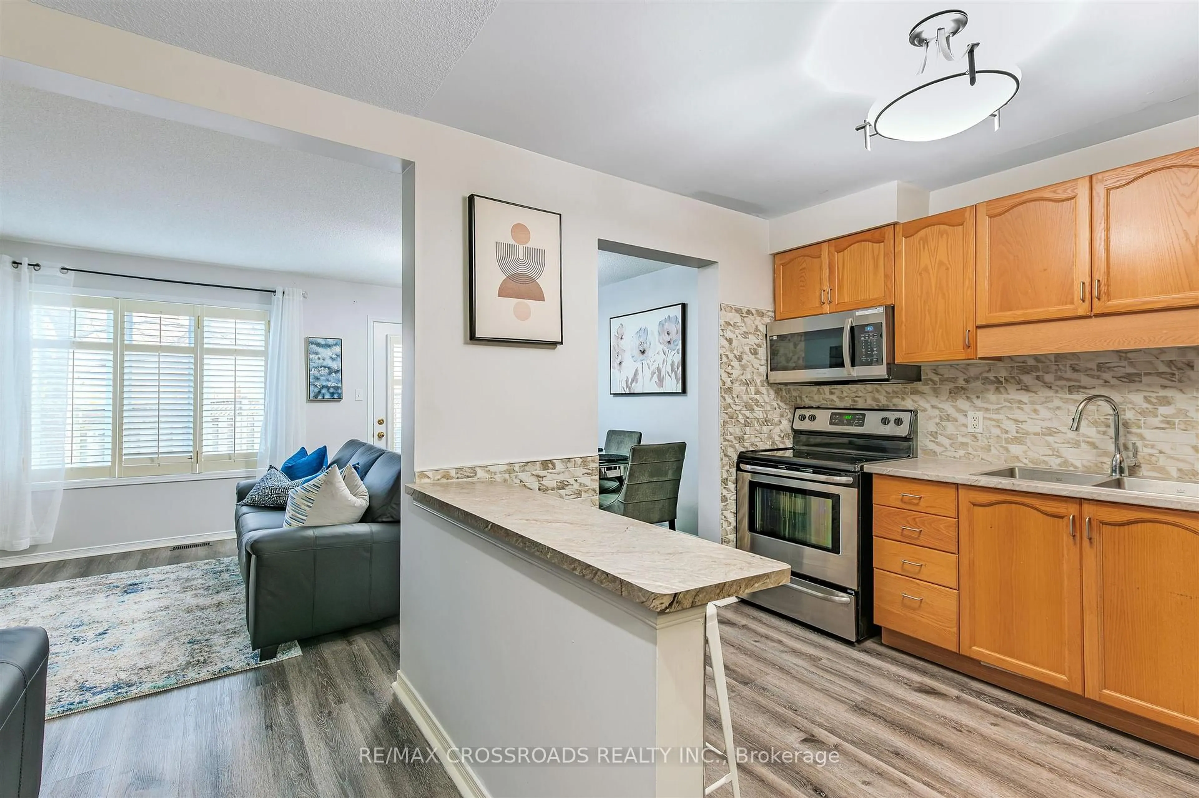 Open concept kitchen, unknown for 1889 Upper Wentworth St #41, Hamilton Ontario L9B 2T8