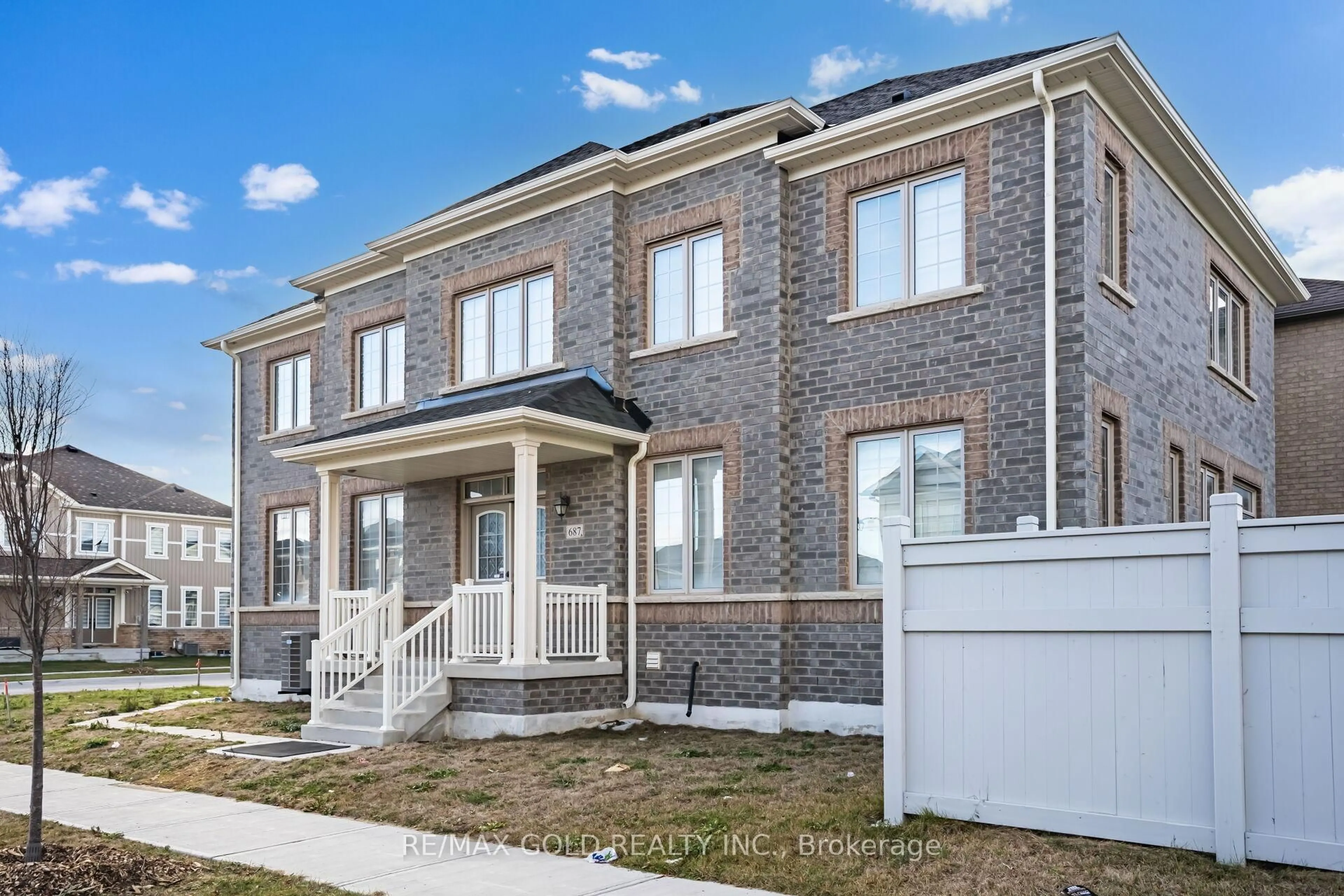 Home with brick exterior material, street for 687 Anishinaabe Dr, Shelburne Ontario L6V 3Y5