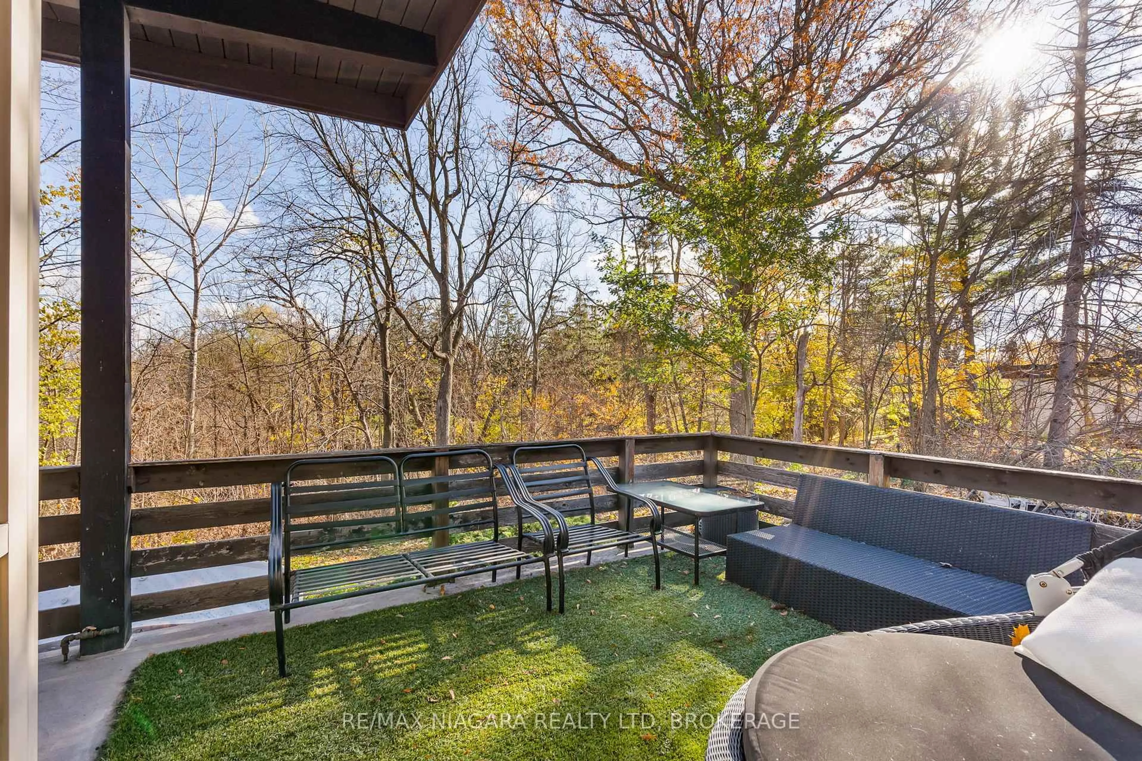 Patio, forest/trees view for 103 Riverview Blvd, St. Catharines Ontario L2T 3M3