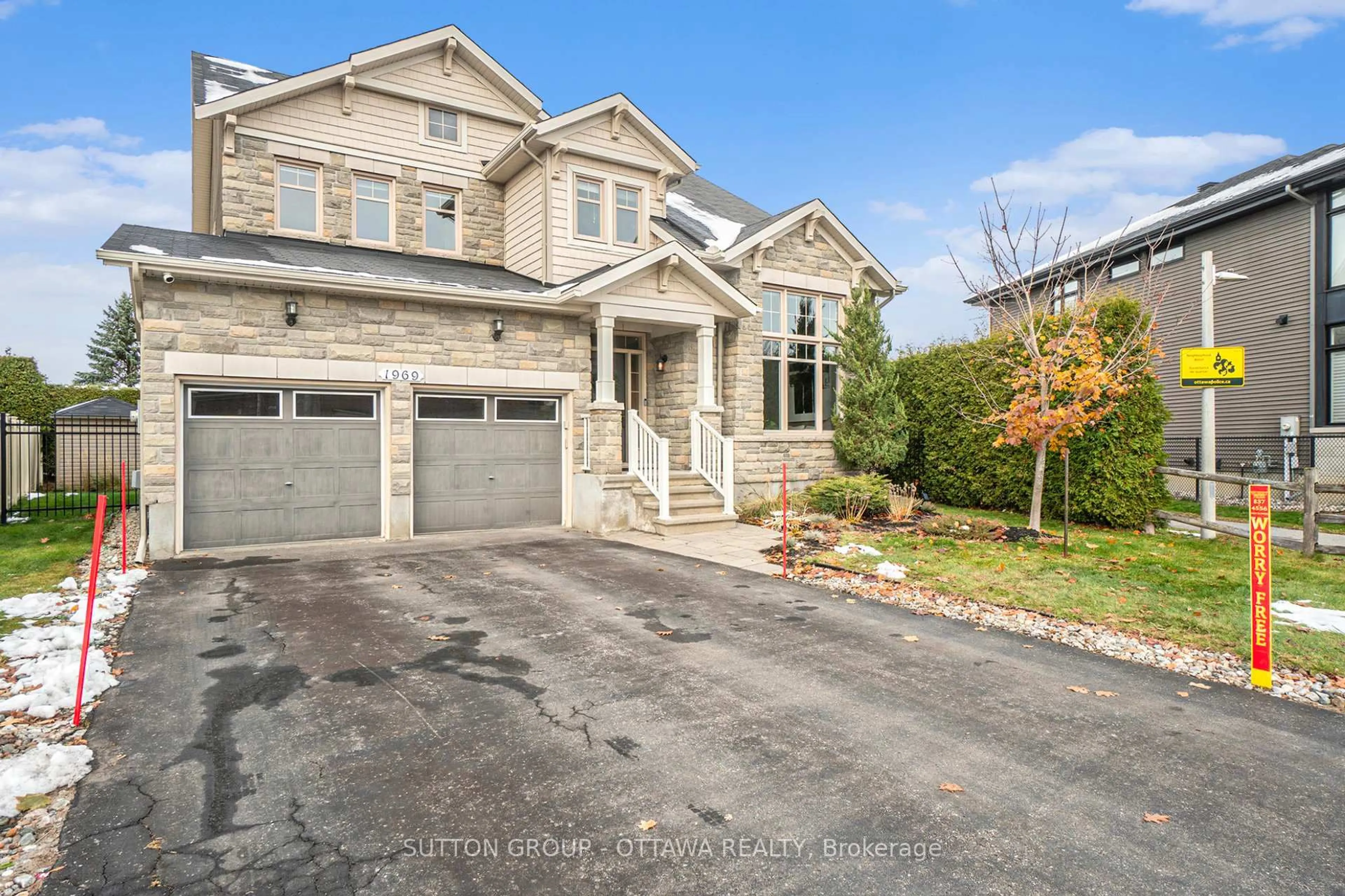 Home with brick exterior material, street for 1969 Plainhill Dr, Ottawa Ontario K4A 0G1