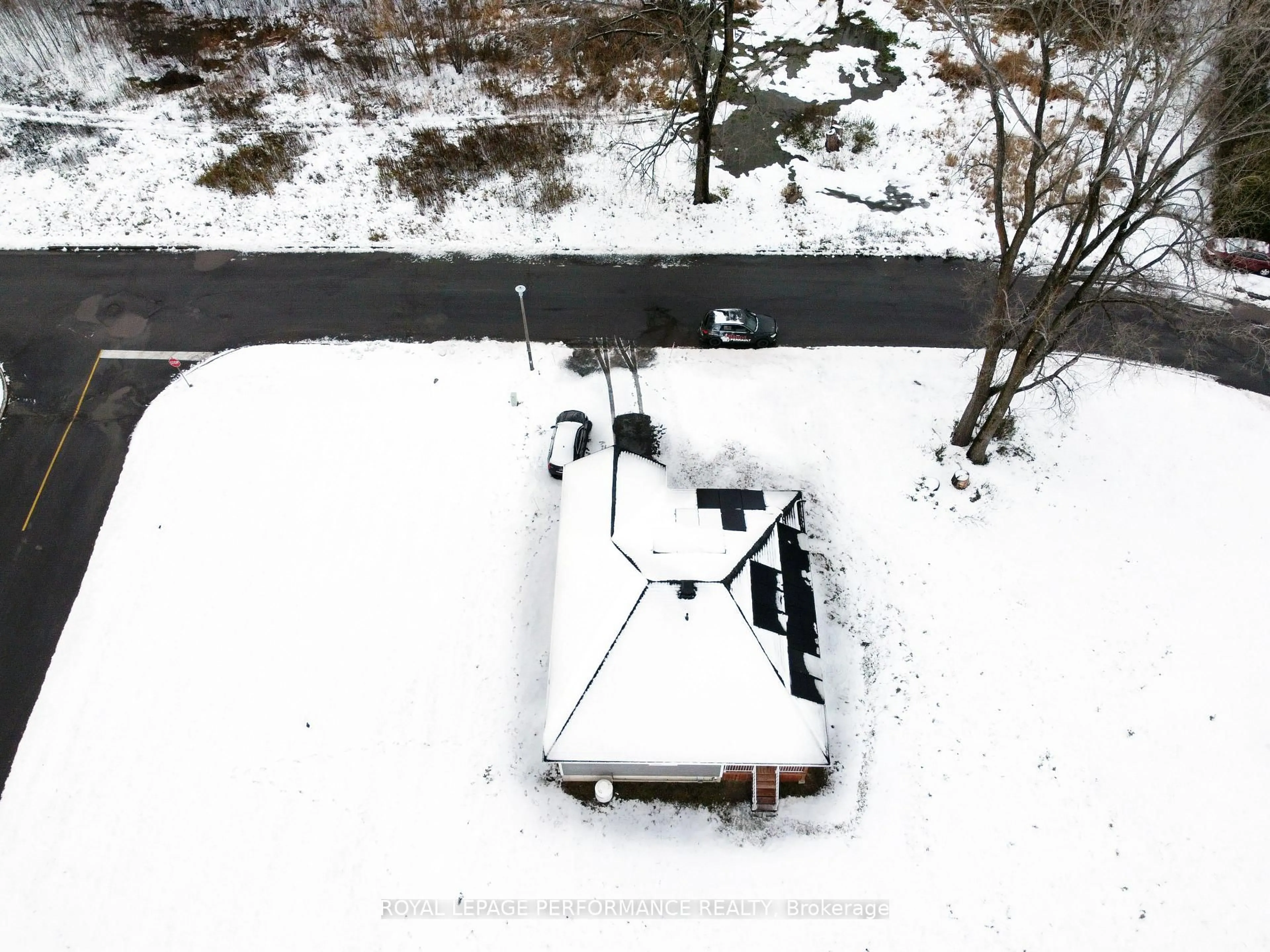 A pic from outside/outdoor area/front of a property/back of a property/a pic from drone, street for 830 Portelance Ave, Hawkesbury Ontario K6A 2Z4