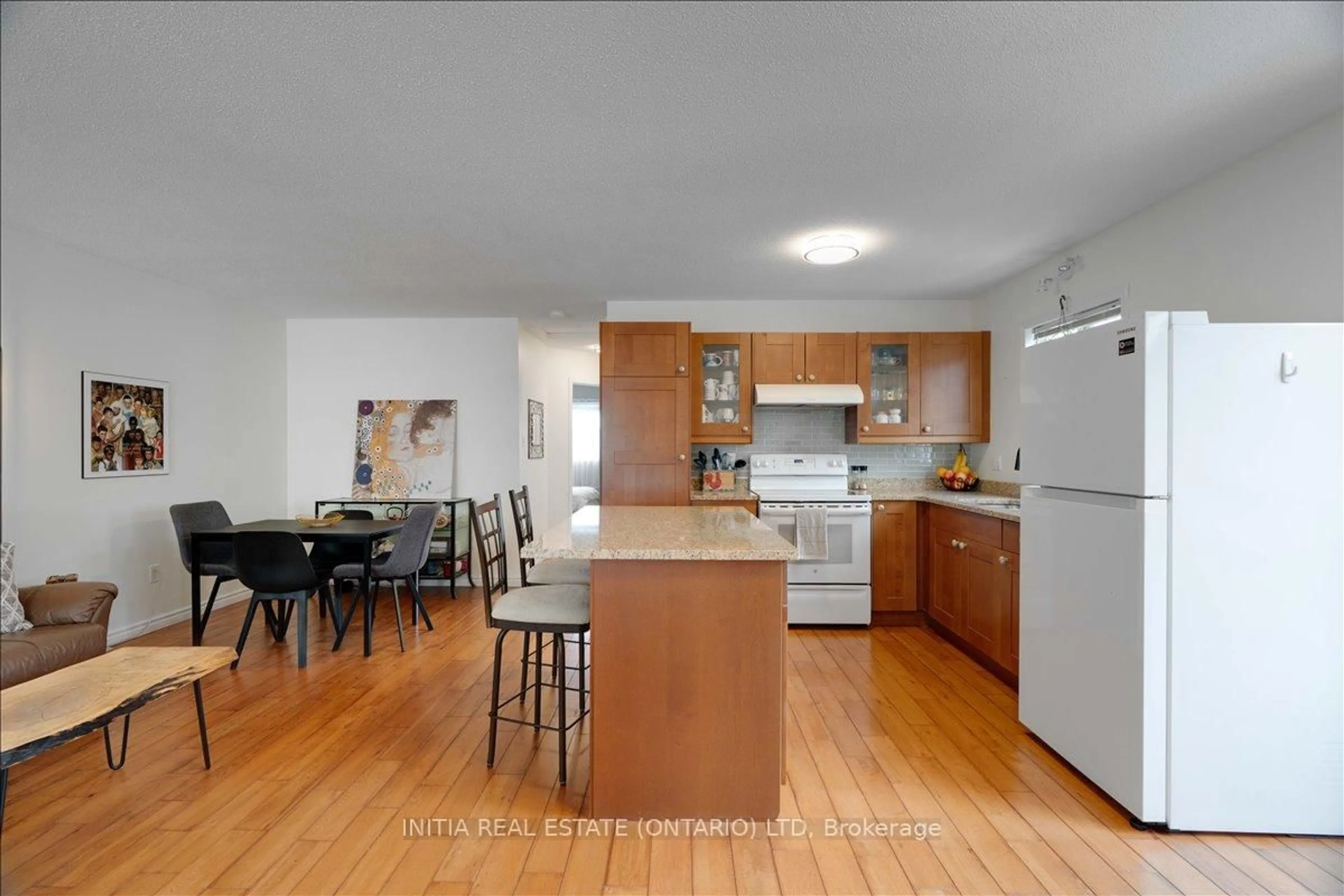 Open concept kitchen, unknown for 474 Exmouth Circ, London East Ontario N5V 5G6