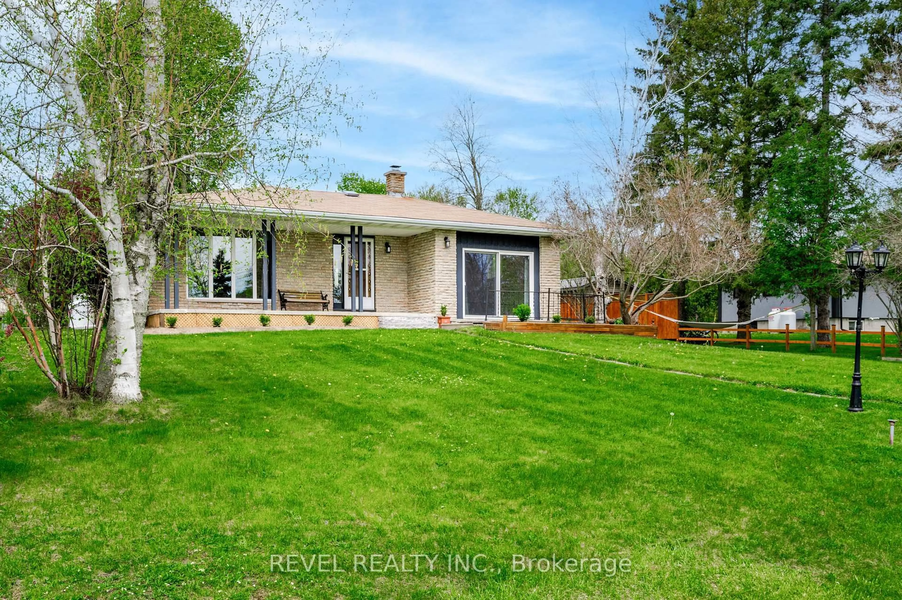 A pic from outside/outdoor area/front of a property/back of a property/a pic from drone, unknown for 169 Victoria Dr, Kawartha Lakes Ontario K0M 1G0