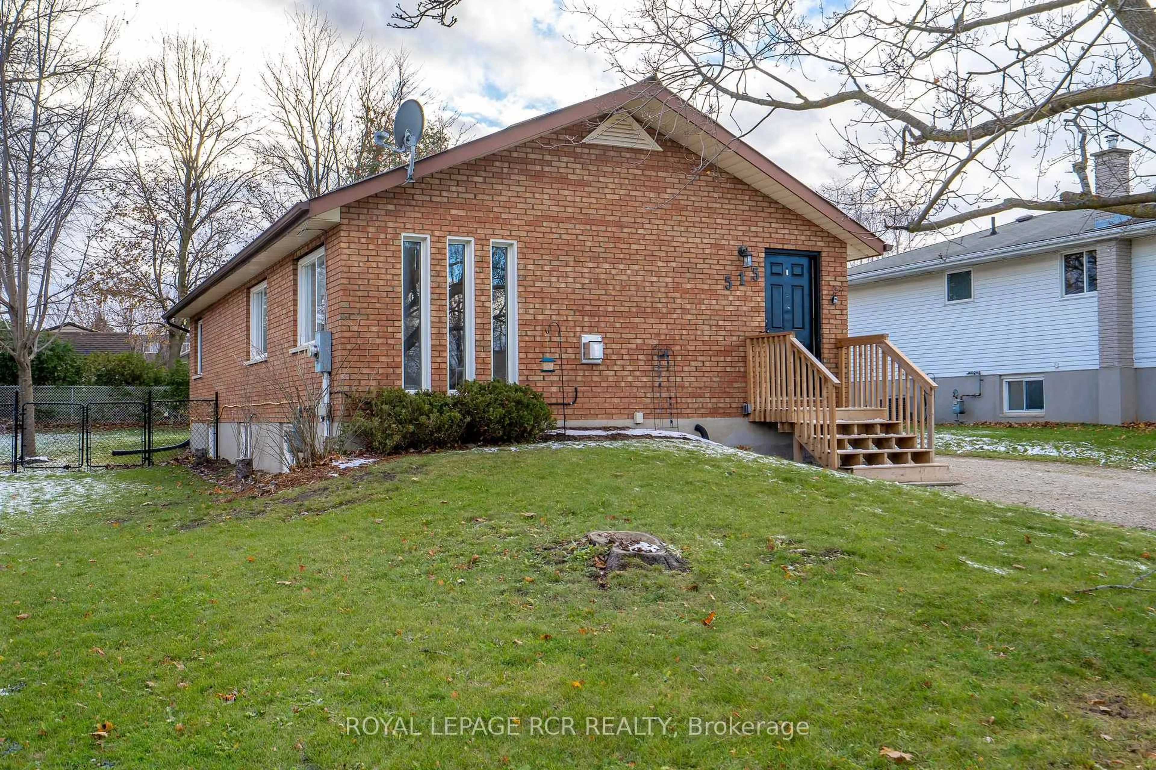 Home with brick exterior material, street for 515 Shortreed Ave, Centre Wellington Ontario N1M 3H4