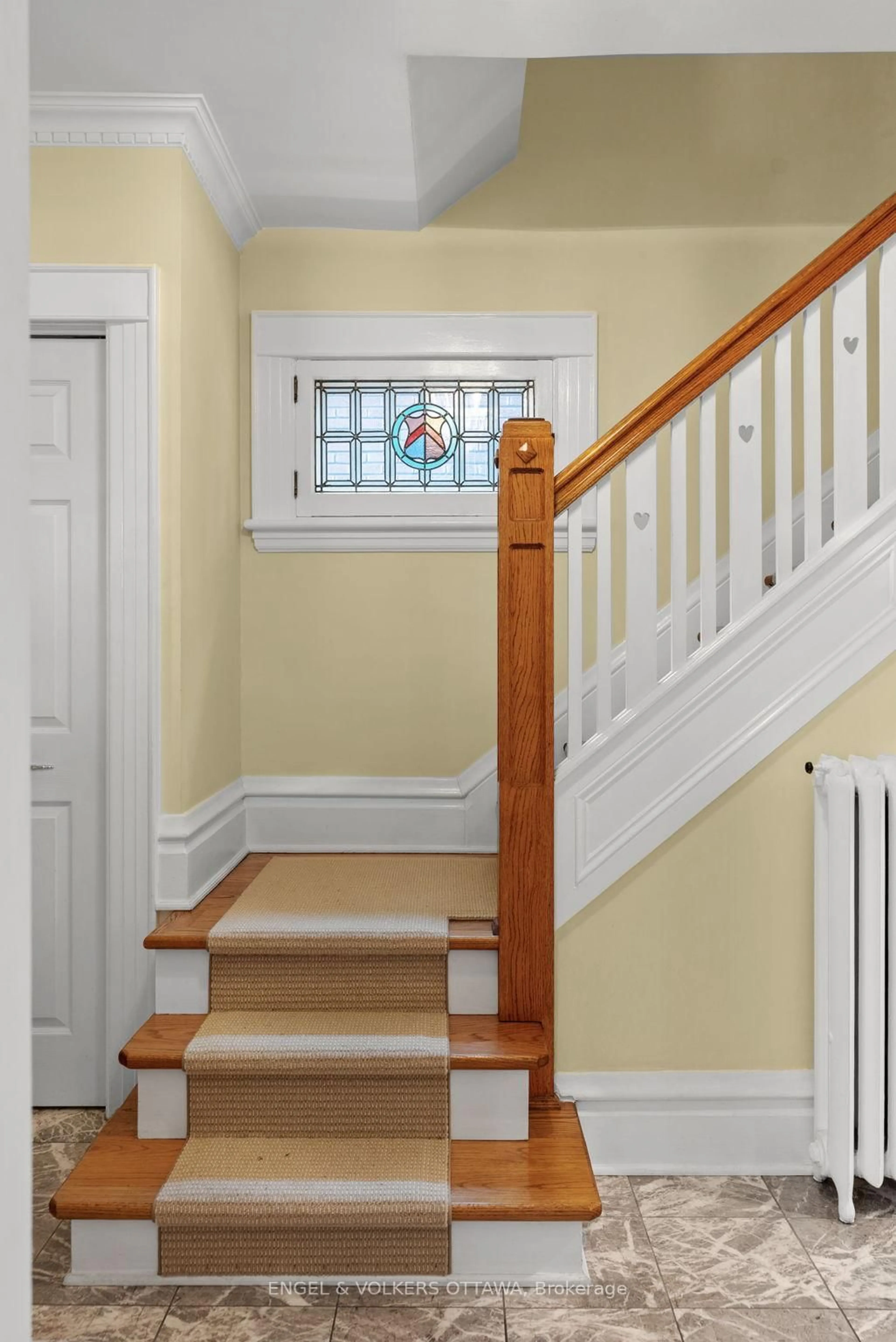 Stairs for 227 Third Ave, Ottawa Ontario K1S 2K2