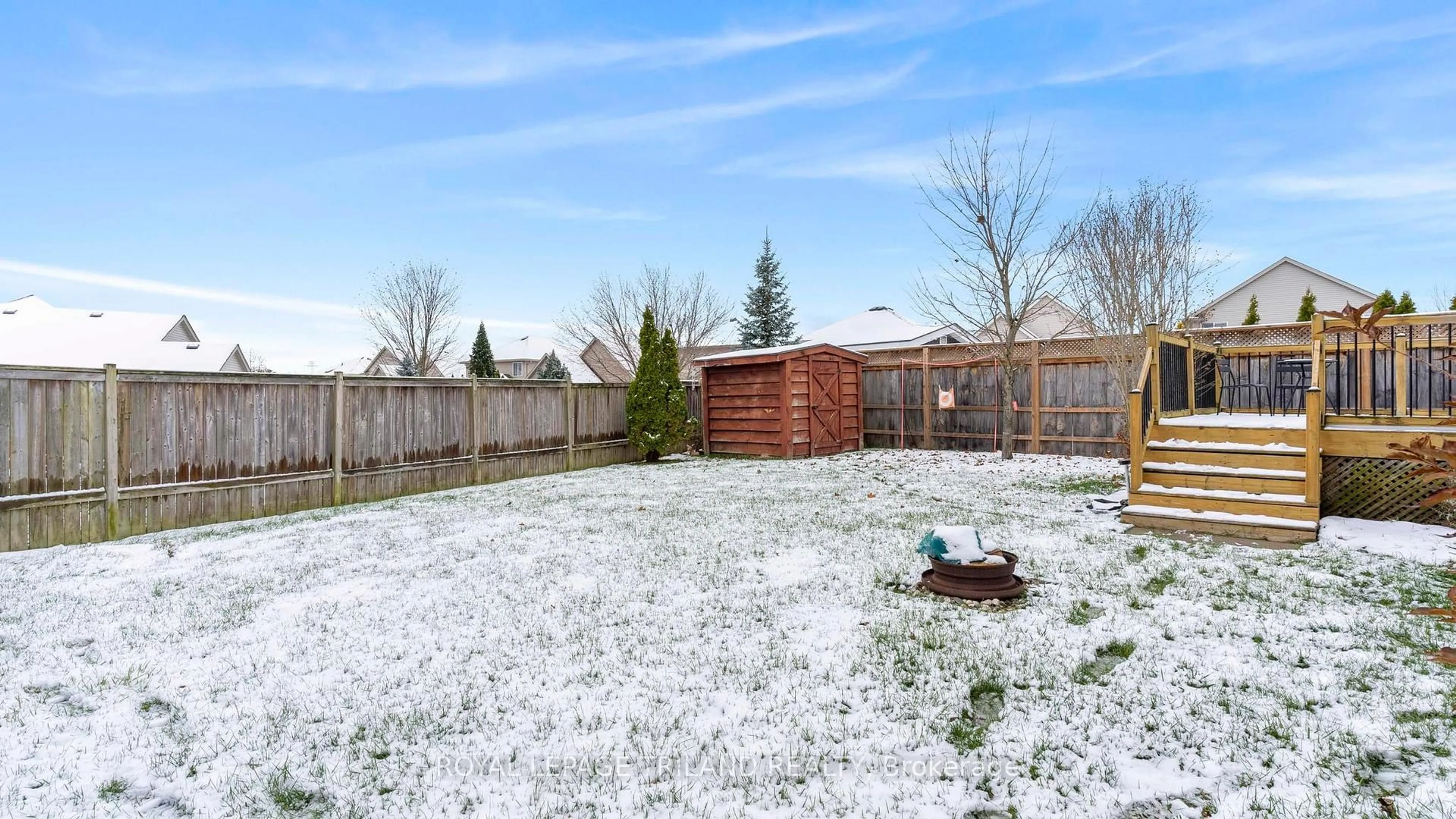 Patio, unknown for 6 CIRCLEWOOD Dr, St. Thomas Ontario N5P 0A7