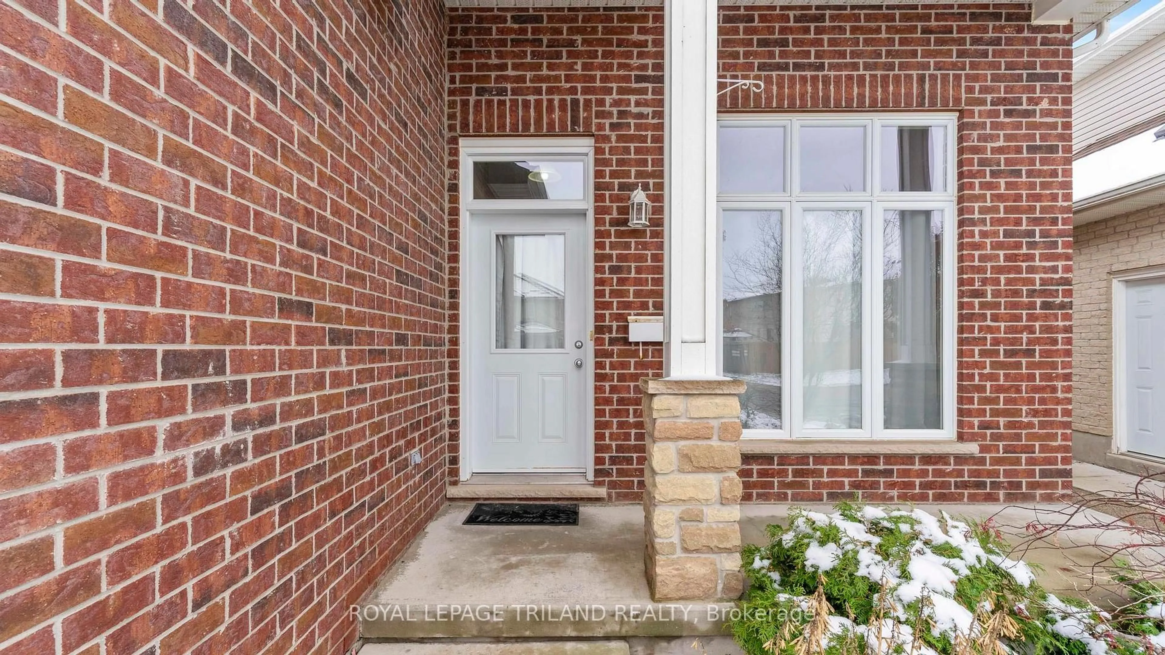 Home with brick exterior material, street for 6 CIRCLEWOOD Dr, St. Thomas Ontario N5P 0A7