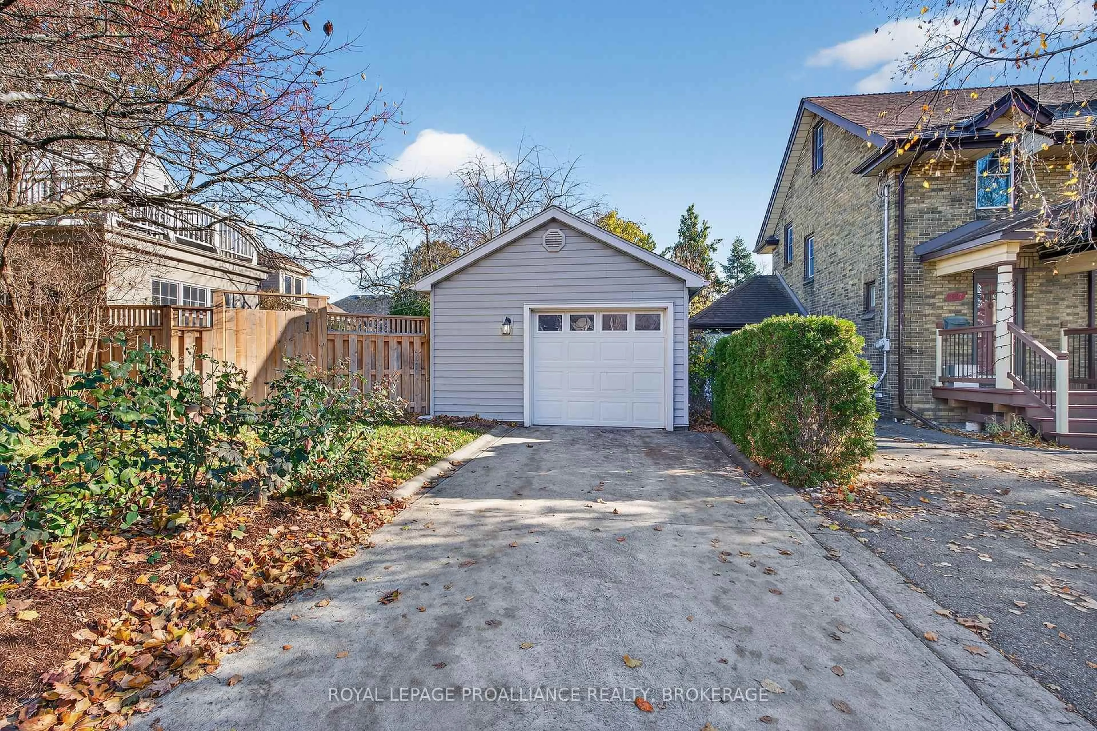 Shed for 345 Willingdon Ave, Kingston Ontario K7L 4J3