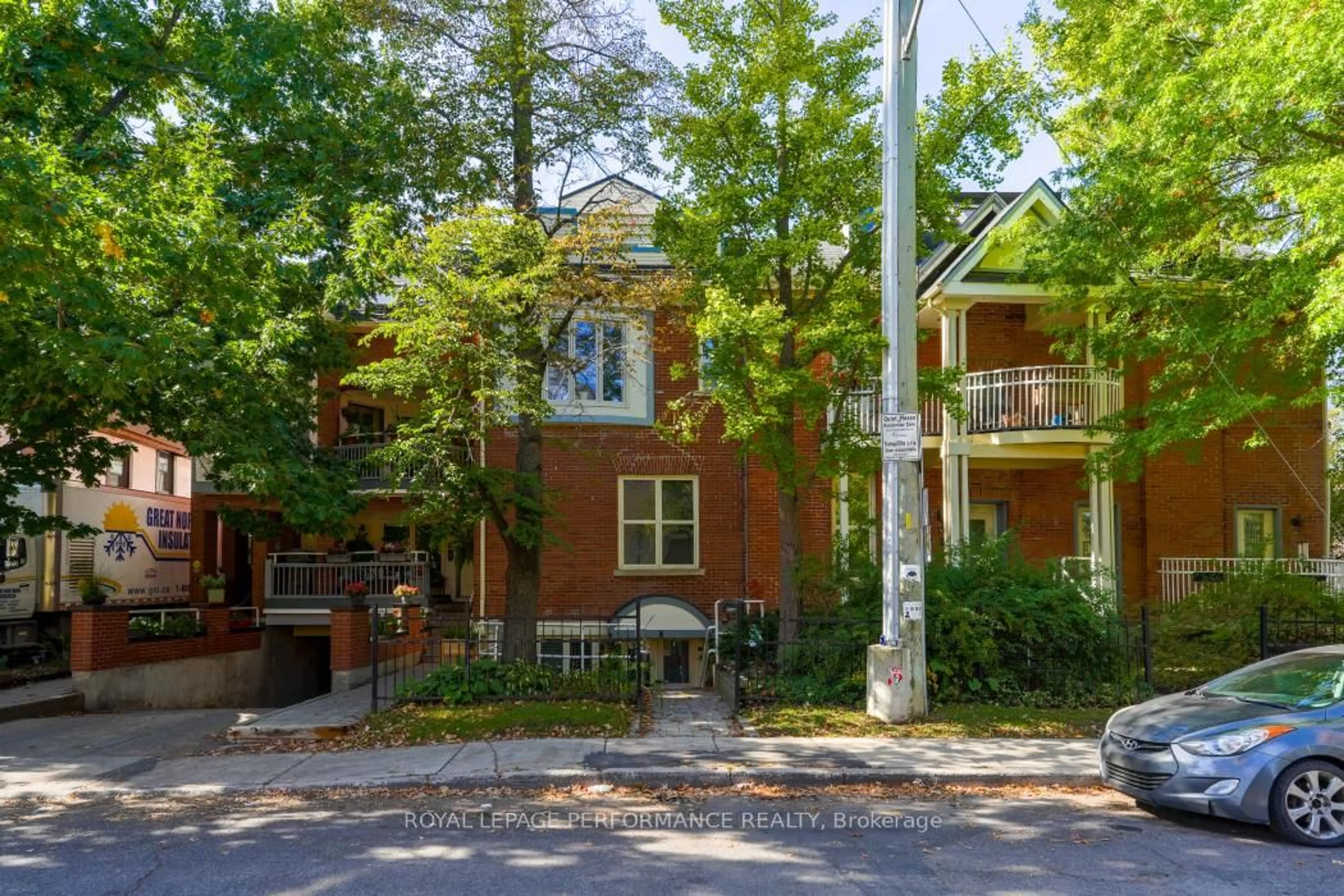 Unknown for 292 Laurier Ave #3, Ottawa Ontario K1N 6P5