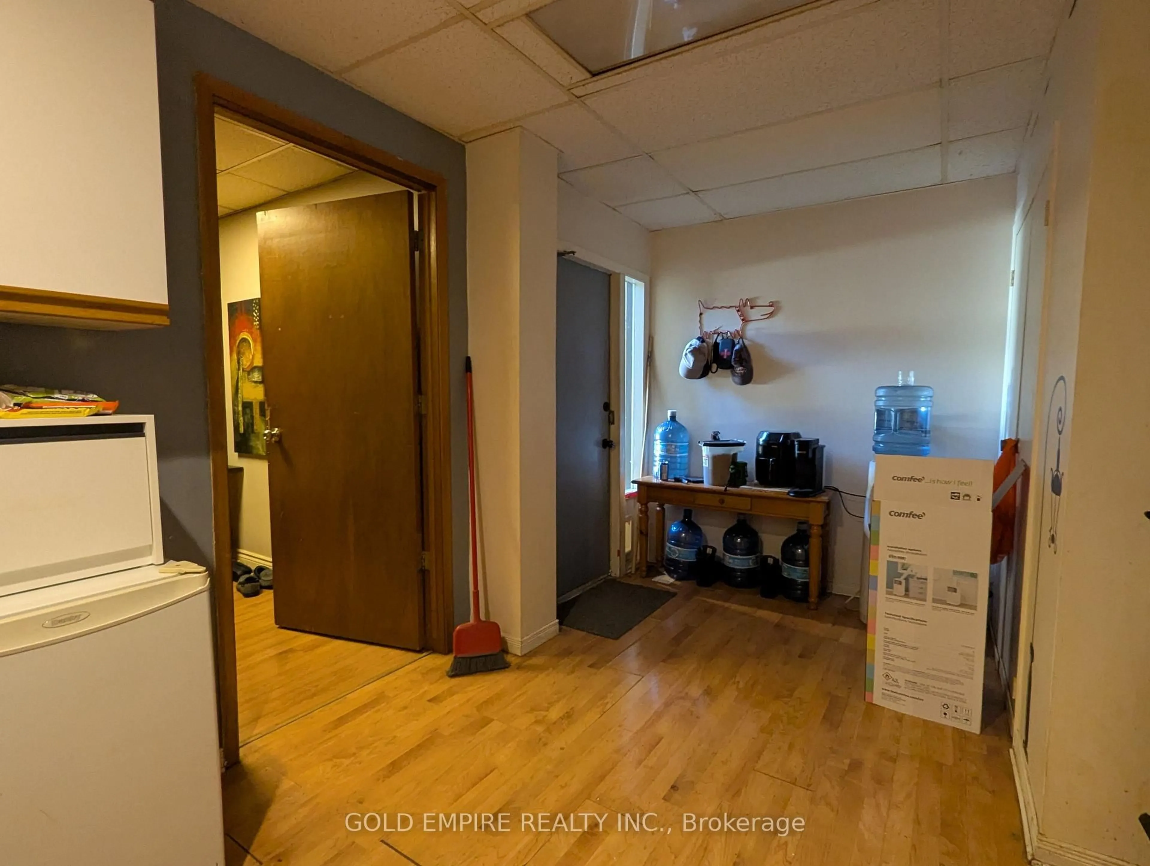 Unknown for 42 Wellington St, Woodstock Ontario N4S 6P3