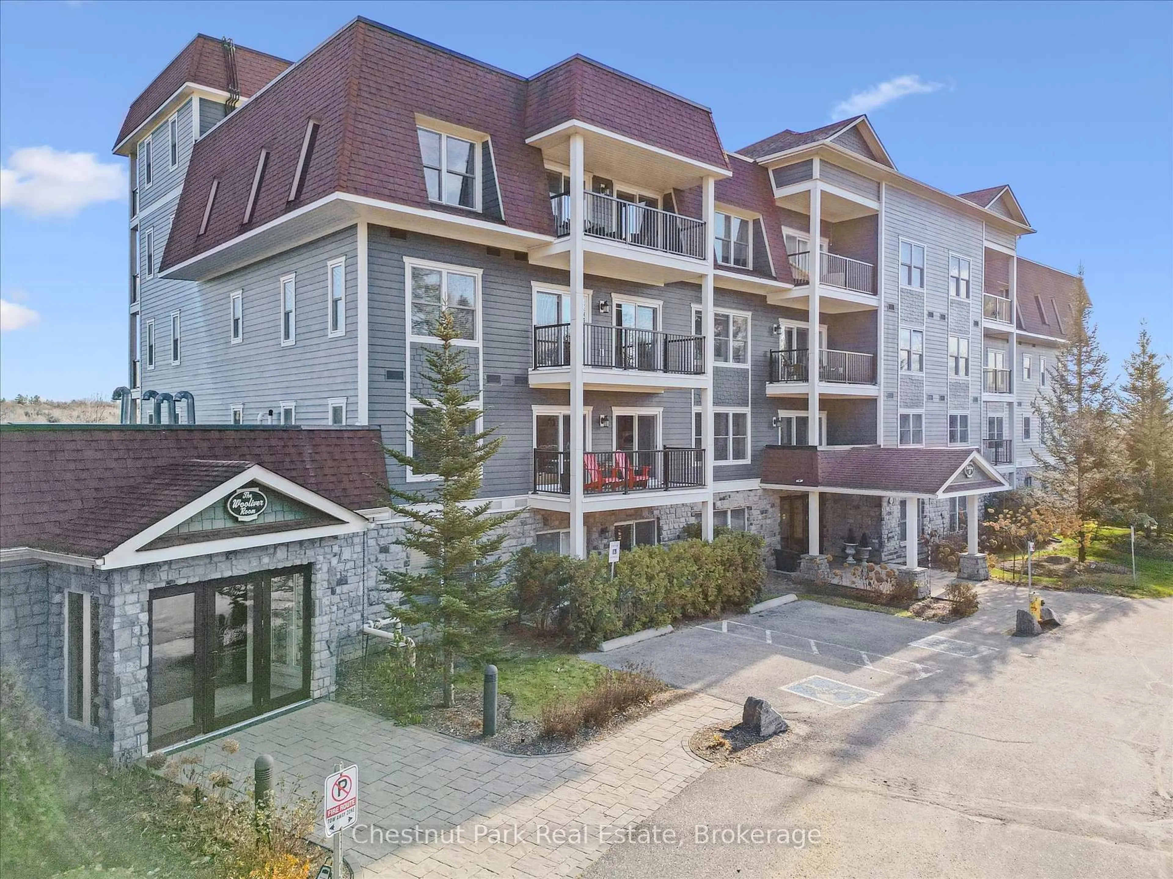 A pic from outside/outdoor area/front of a property/back of a property/a pic from drone, unknown for 10B Kimberley Ave #209, Bracebridge Ontario P1L 0A6