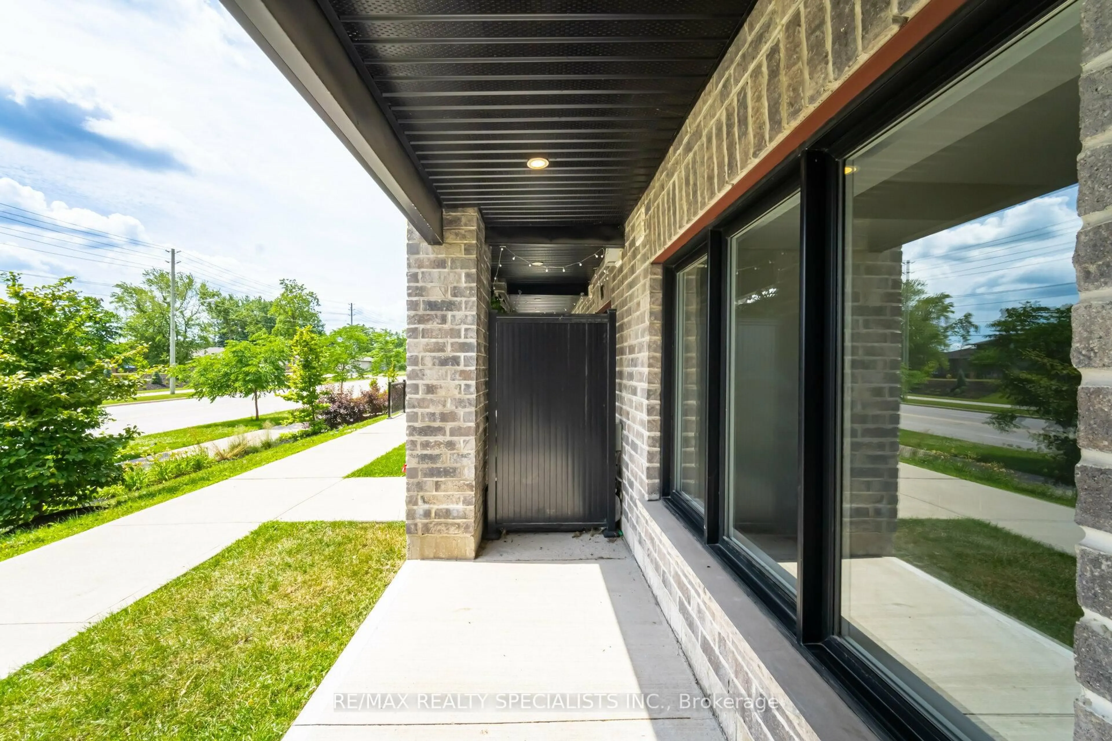 Unknown for 160 Rochefort St #B-17, Kitchener Ontario N2R 0P5